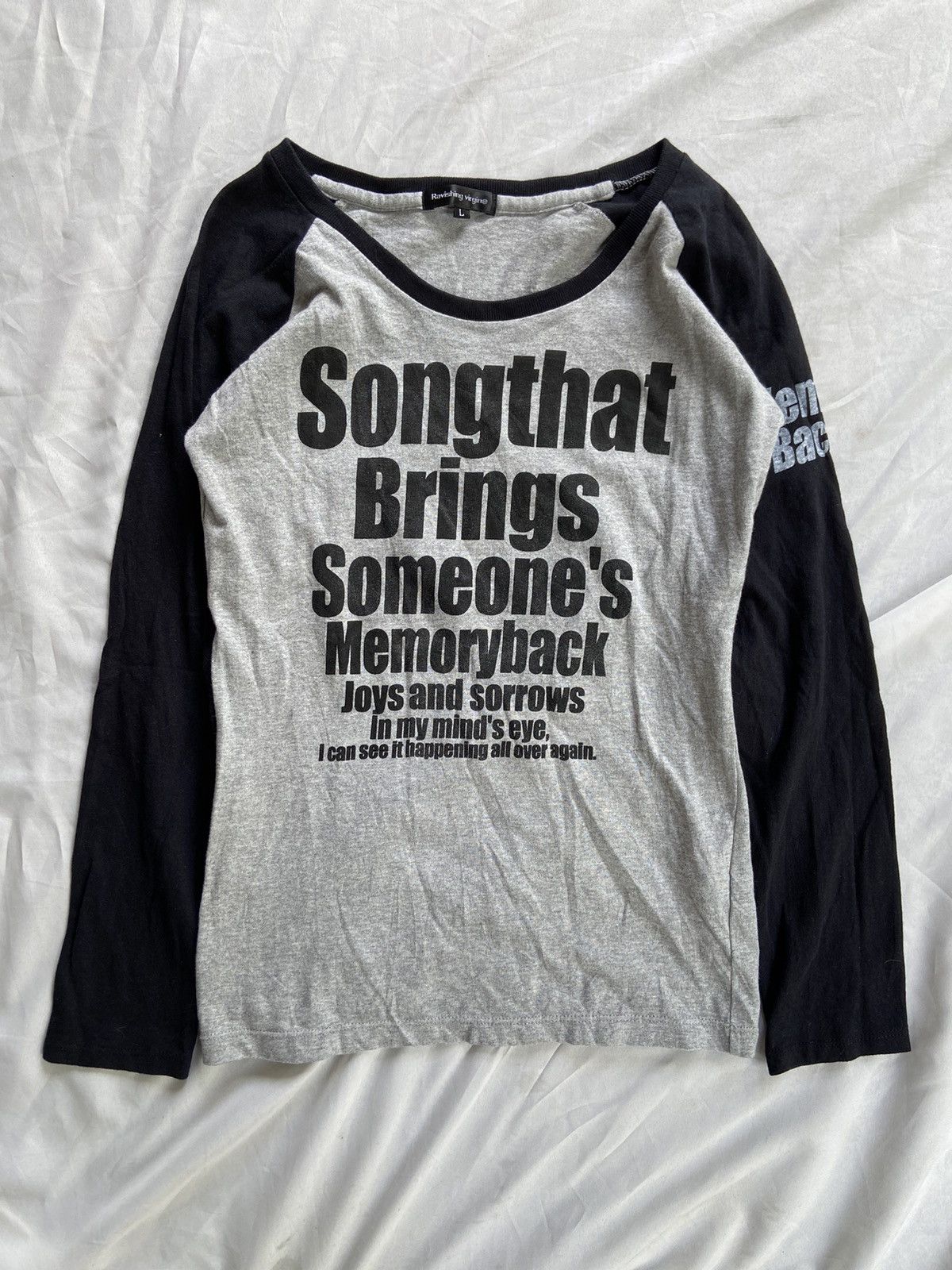 PPFM RAVISHING VIRGIN SONG THAT BRINGS SOMEONES LONG SLEEVE Size US S / EU 44-46 / 1 - 2 Thumbnail
