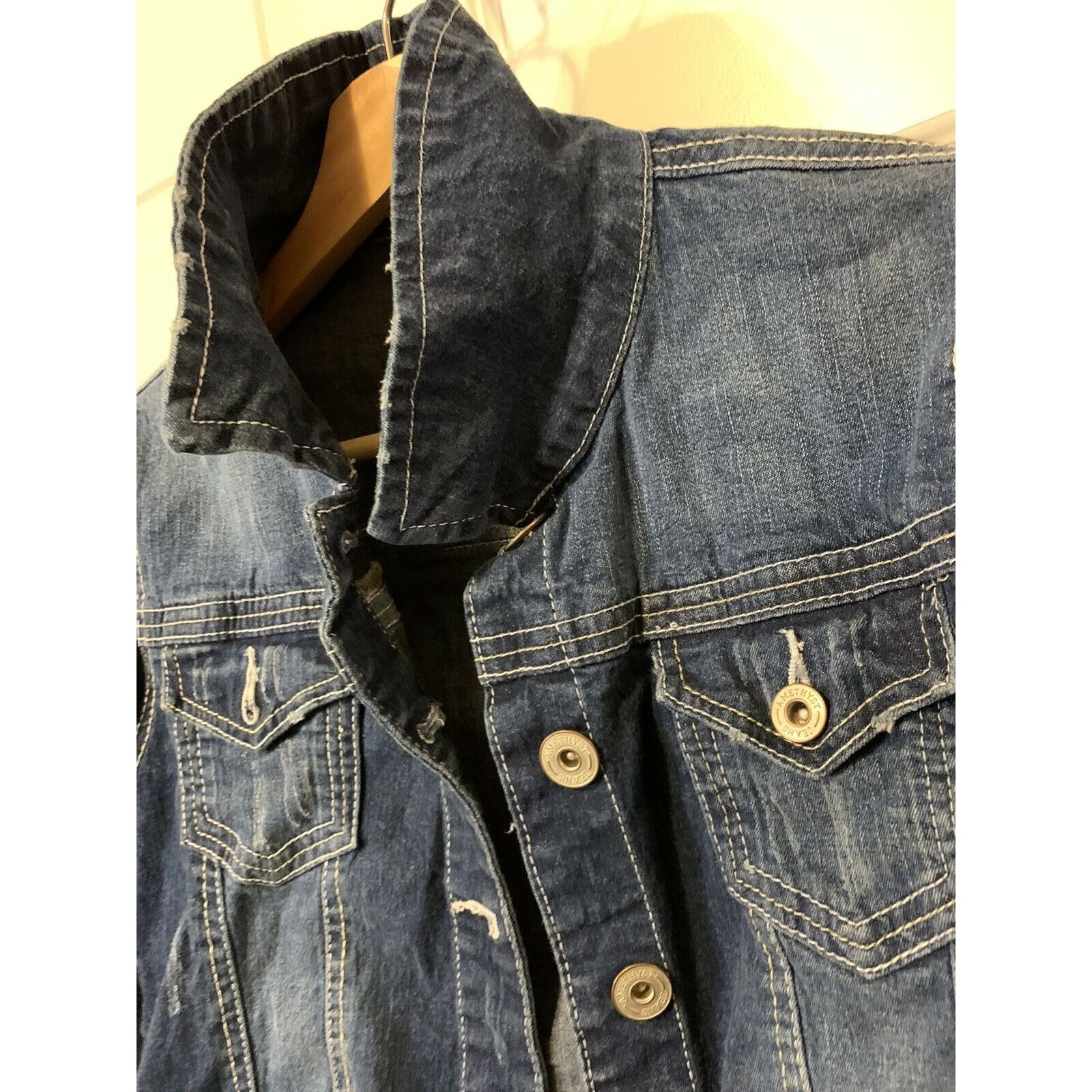 Other AMETHYST JEANS Blue Women Sz M Distressed Denim Jean Jacket Size M / US 6-8 / IT 42-44 - 1 Thumbnail