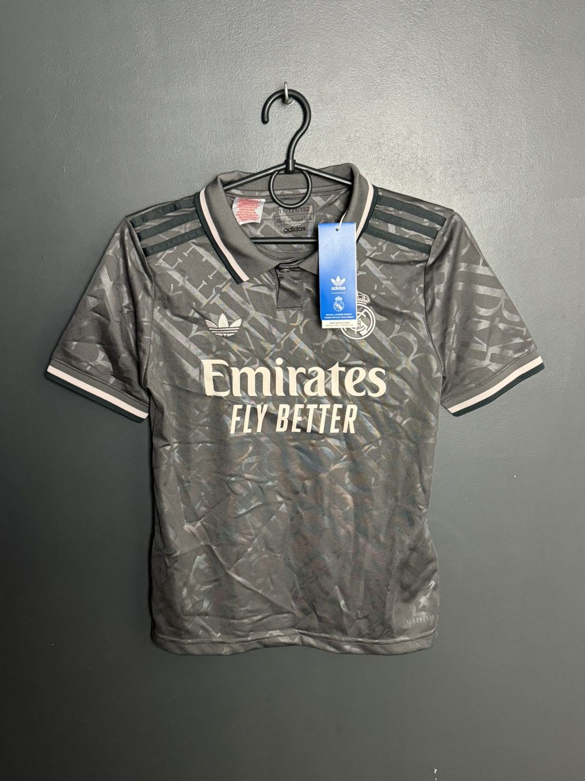 Adidas KIDS New Real Madrid 24/25 Third Bellingham Football Jersey Size US XS / EU 42 / 0 - 2 Thumbnail