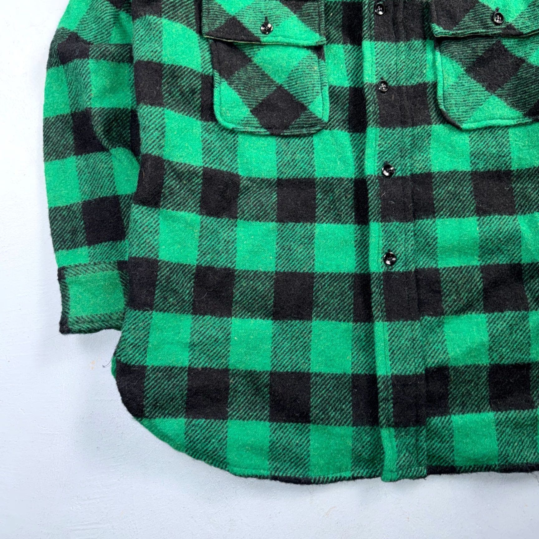 Vintage VINTAGE Five Brother Button-Down Shirt Buffalo Plaid Wool Green 1950s Rockabilly Mens L Casual Long Sleeve Flannel Size US L / EU 52-54 / 3 - 3 Thumbnail