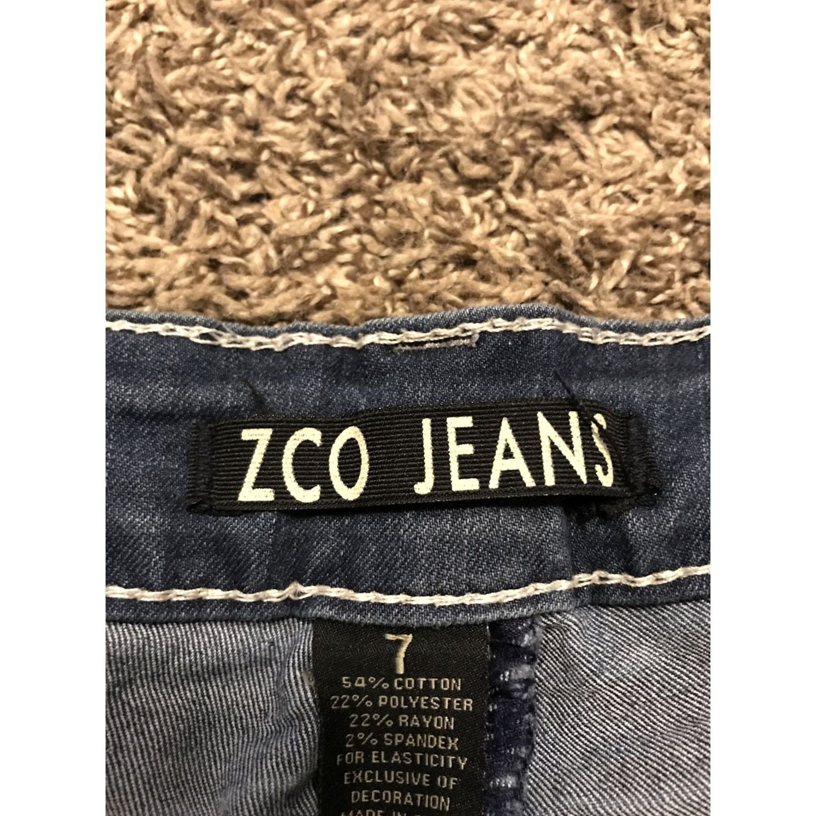 Vintage Zco Jeans Capris Juniors Size 7 Cotton Blend Stretch Denim Capri Regular Inseam 22 in Blue Day Designer Women Womens A44 Size 28" / US 6 / IT 42 - 2 Thumbnail