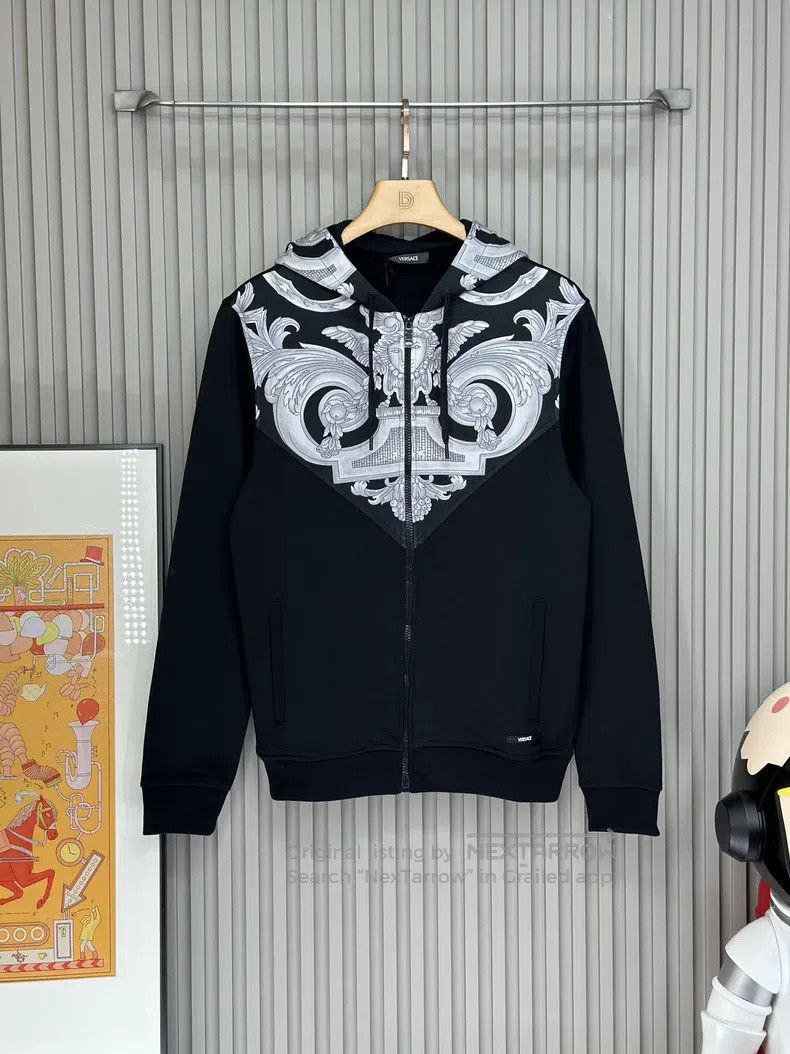 Versace Versace Black casual hooded coat Size US M / EU 48-50 / 2 - 1 Thumbnail