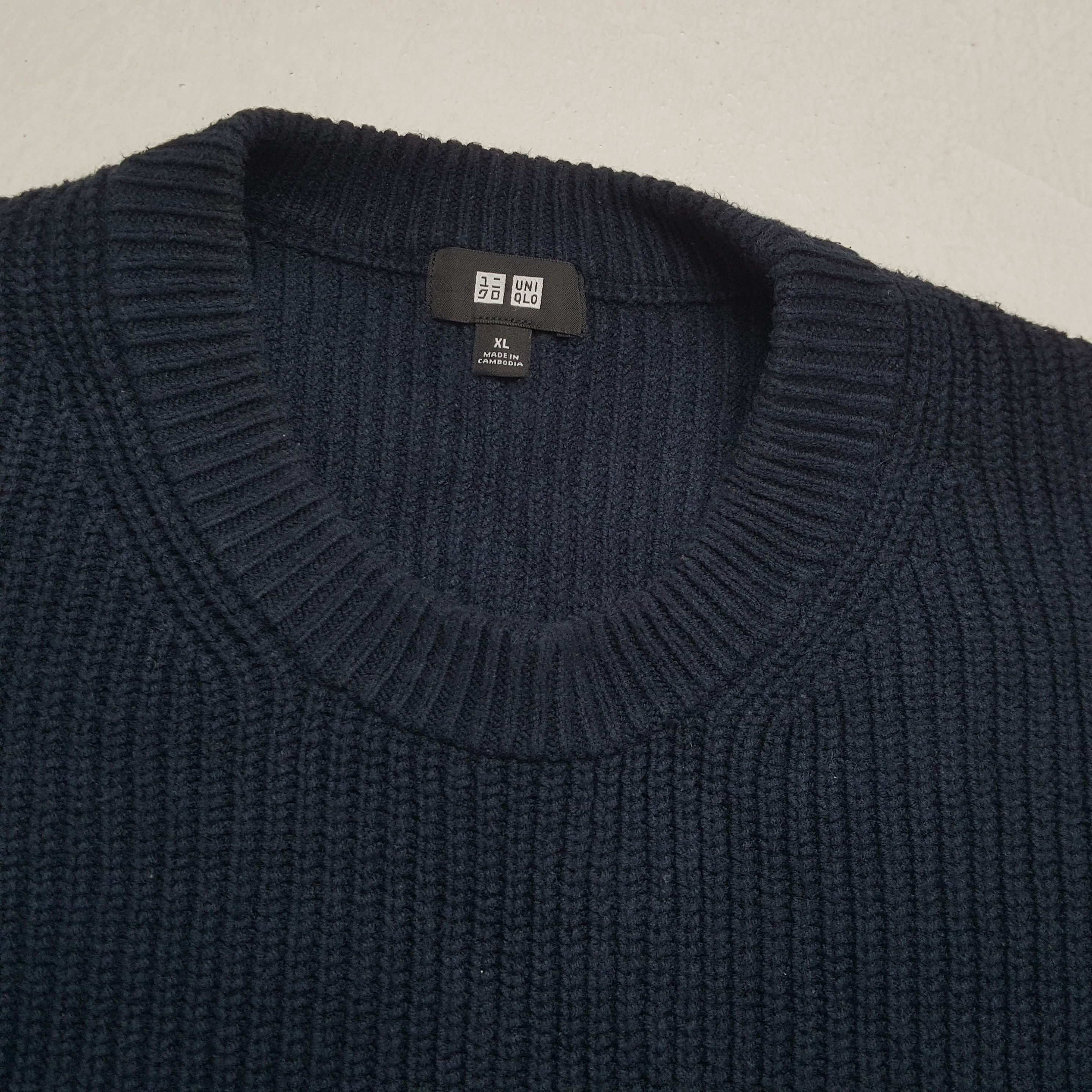 Japanese Brand × Uniqlo UNIQLO x Custom UNDERCOVER Logo Art Style Knitwear Size US M / EU 48-50 / 2 - 9 Thumbnail