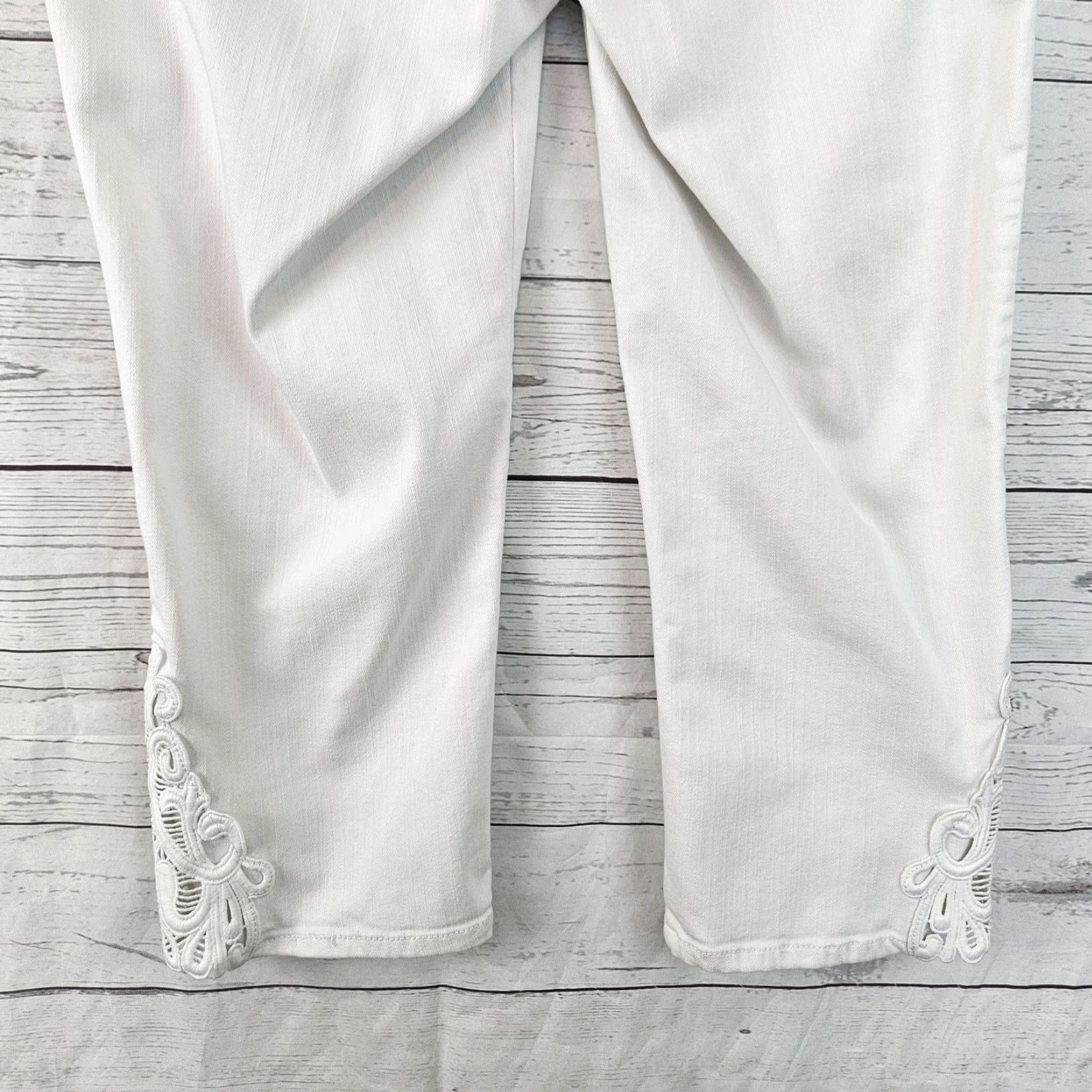 Vintage Chico's Womens Girlfriend Slim Leg Capri Jeans Sz 4 White Mid Rise Size 27" / US 4 / IT 40 - 5 Thumbnail