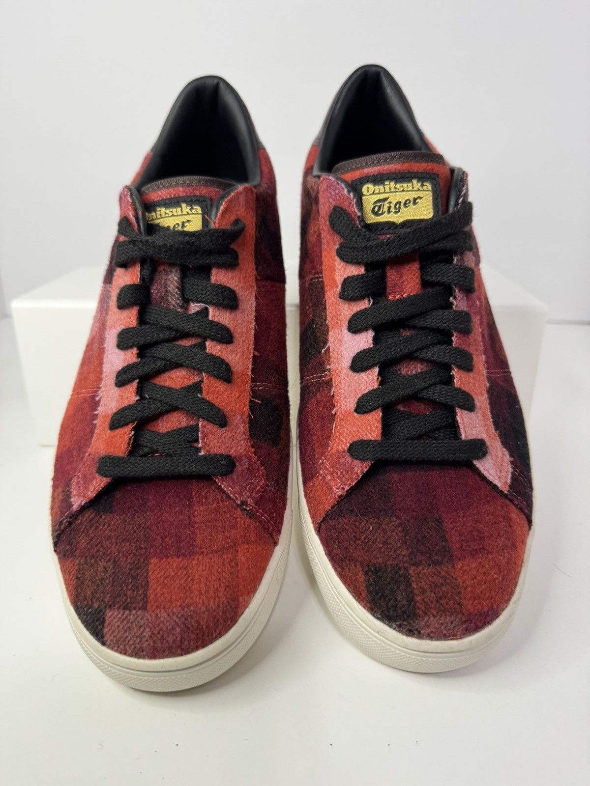 Onitsuka Tiger Onitsuka Tiger Plaid Wool Low Top Red Black Men’s Size 9 Size US 9 / EU 42 - 22 Thumbnail