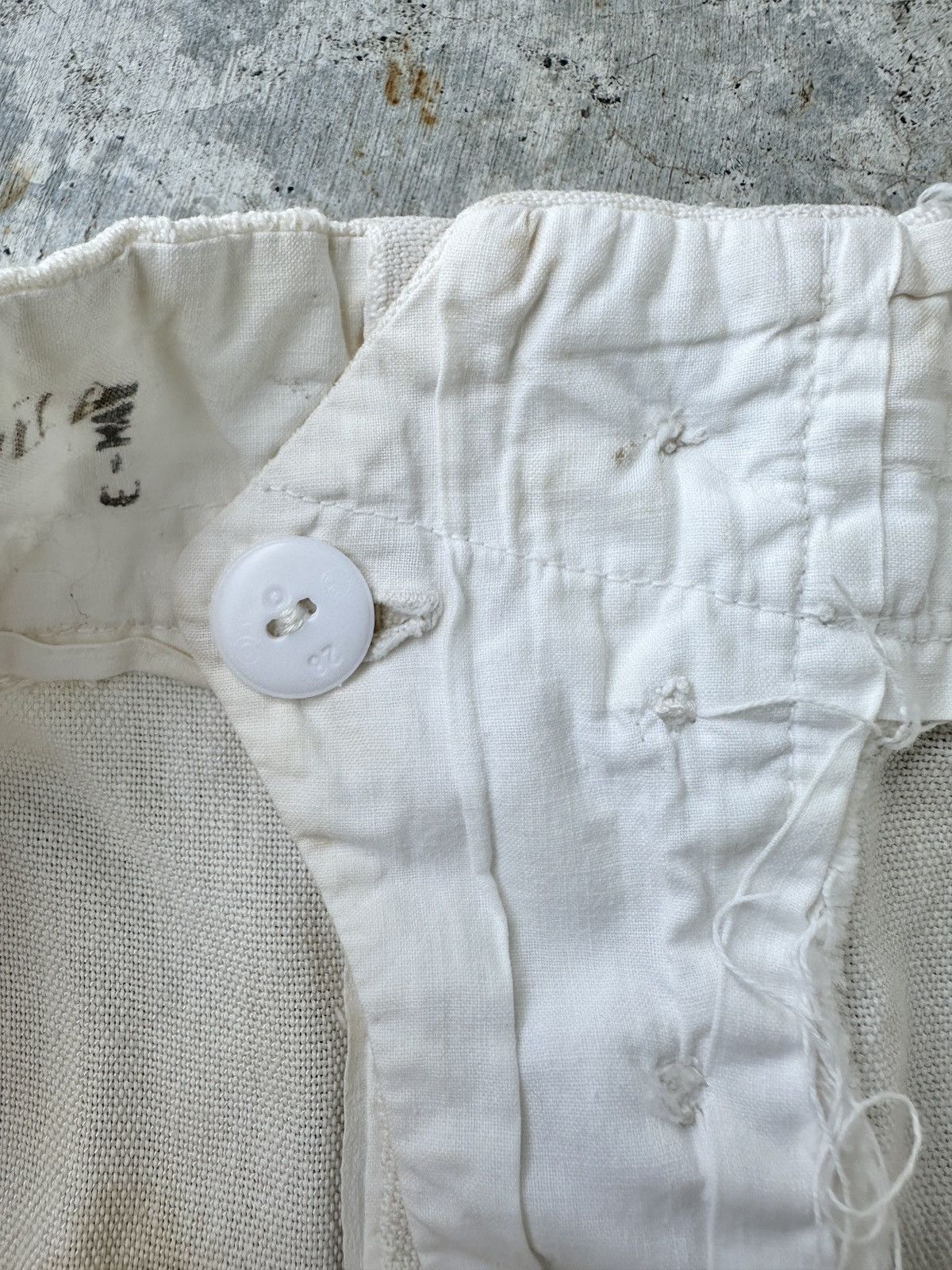 Vintage 50s-60s USN Navy Sailor Stained Dirty White pant Size US 36 / EU 52 - 14 Thumbnail