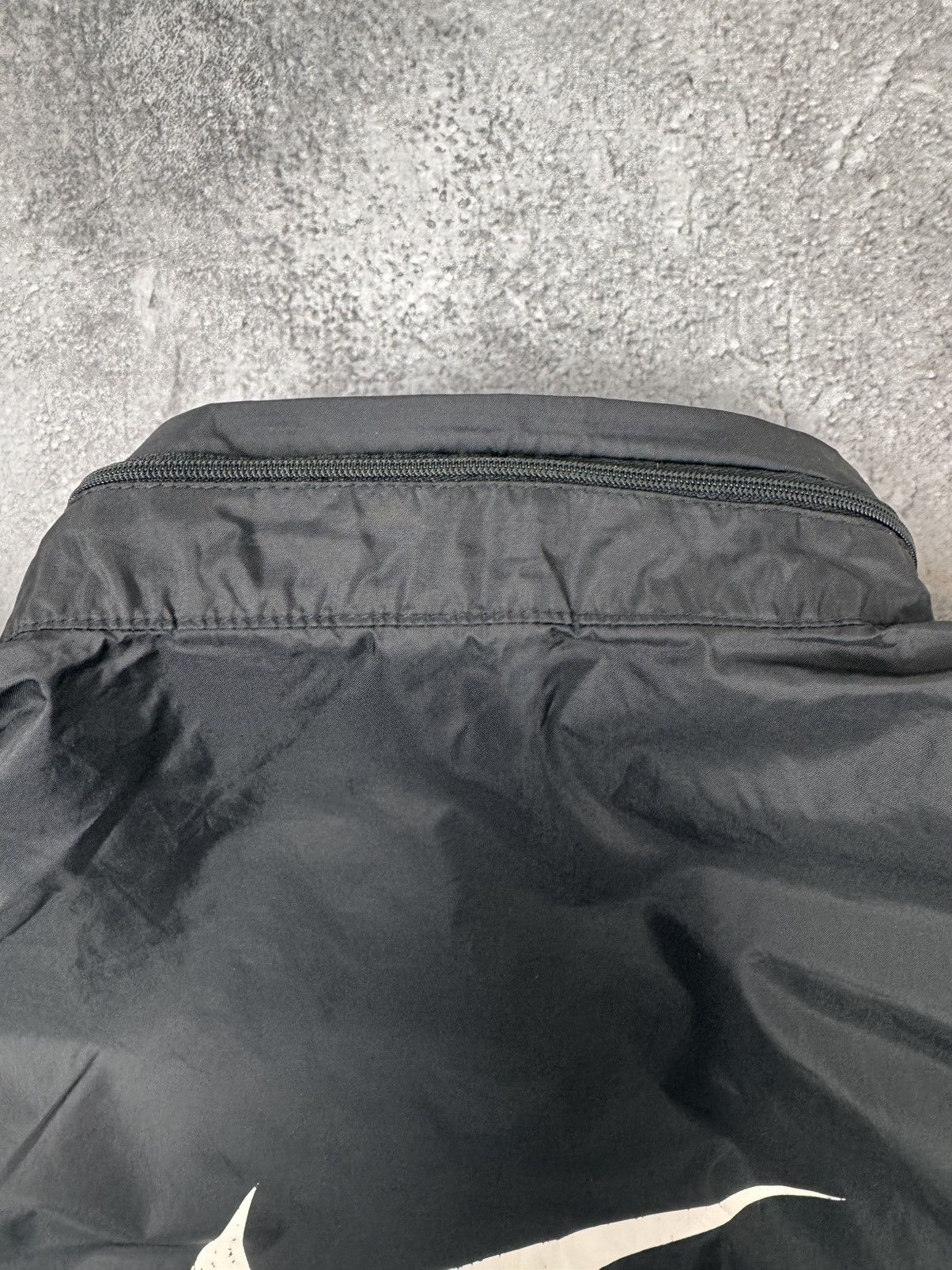 Nike Nike Men Windbreaker Jacket Black Size M Size US M / EU 48-50 / 2 - 8 Thumbnail