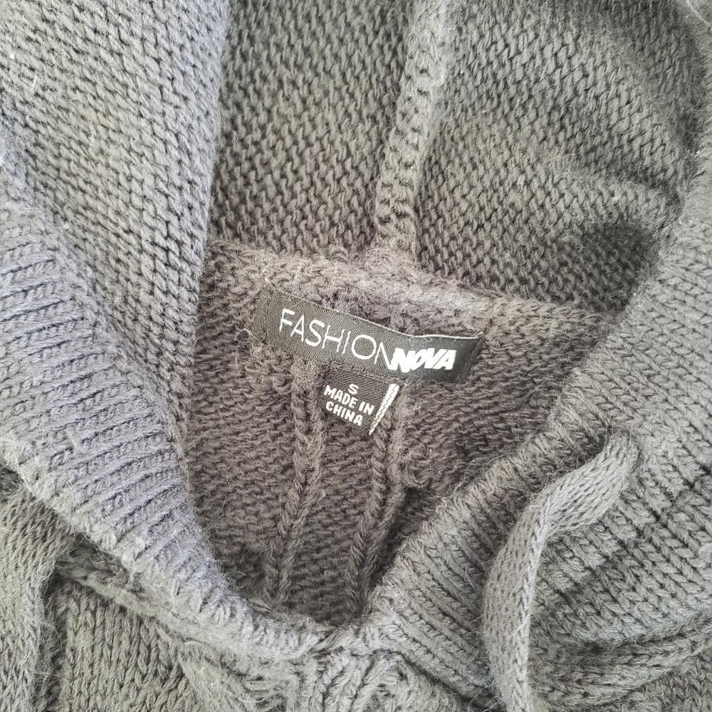 Fashion Nova Dark Grey Hooded FN Sweater Knit Long Sleeve Size S / US 4 / IT 40 - 3 Thumbnail