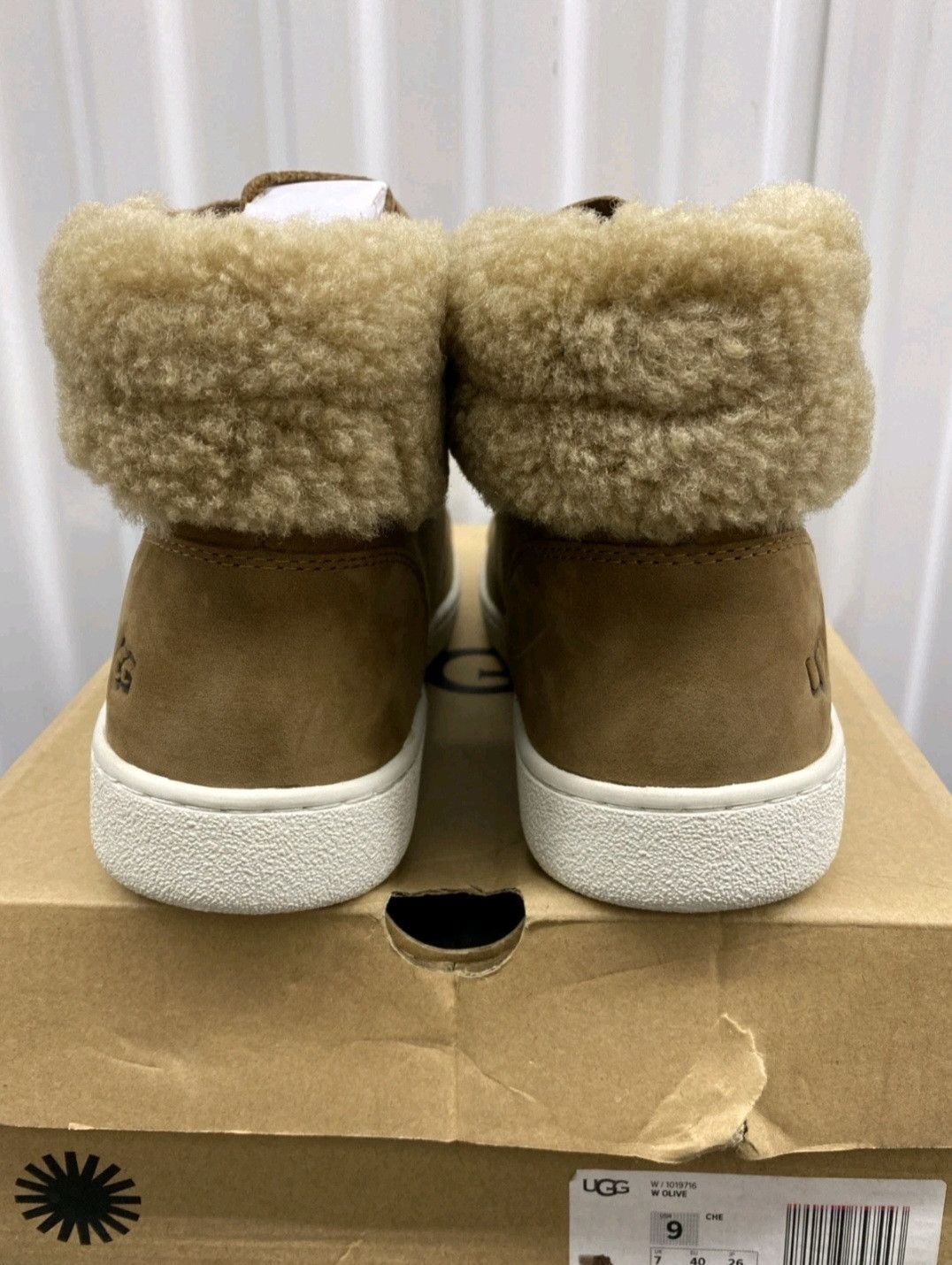 Ugg UGG Chestnut Leather High Top Lace Up Zipper Boots WMNS Size US 9 / IT 39 - 5 Thumbnail