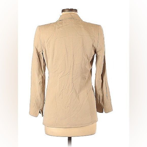 Elie Tahari ELIE TAHARI size 4 supersoft tan long jacket in excellent c Size S / US 4 / IT 40 - 2 Thumbnail