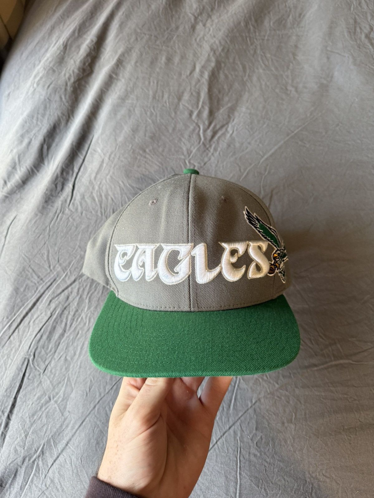 Mitchell & Ness Mitchell & Ness NFL Vintage Eagles Snapback Hat Size ONE SIZE - 1 Thumbnail