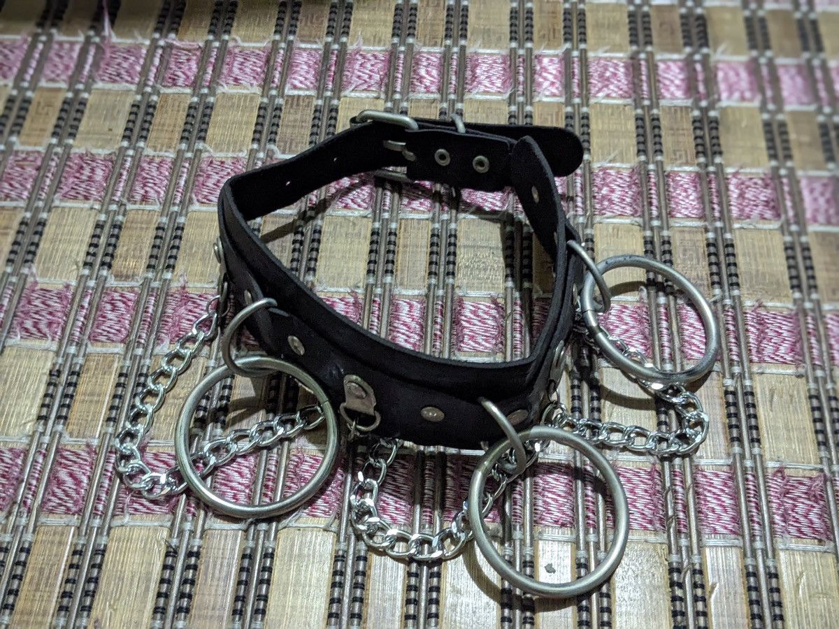 The Unbranded Brand Black Leather Punk Collar w/ O-Rings & Chains Size ONE SIZE - 1 Thumbnail