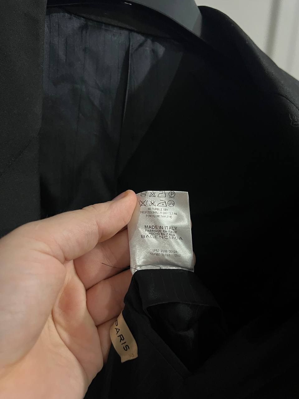 Balenciaga 2010 BALENCIAGA PARIS BY NICOLAS CHESQUIERE BUTTON BLAZER 48 Size 48S - 14 Thumbnail