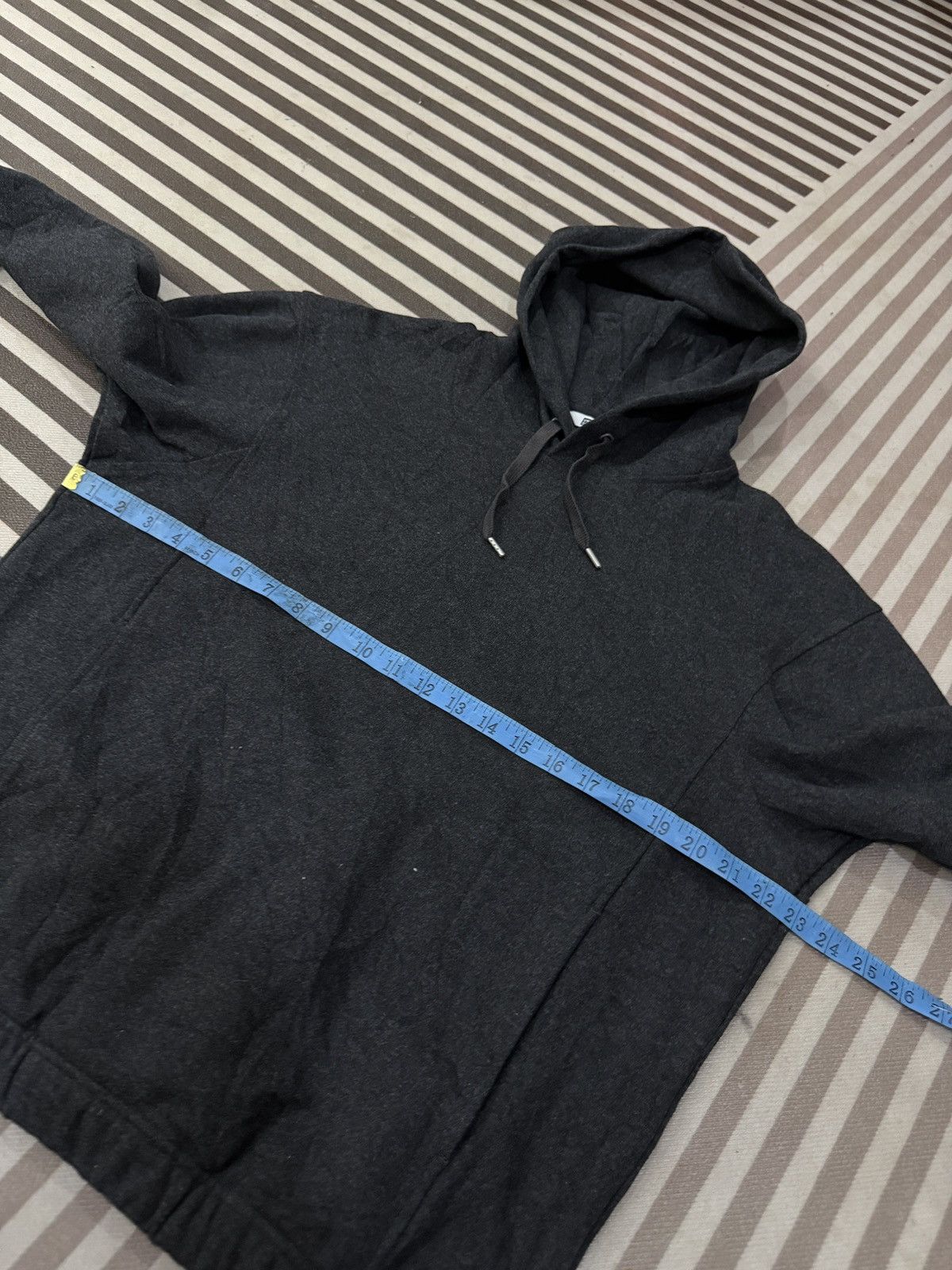 Uniqlo 🔥🔥🔥ARCHIVE UNIQLO HOODIE SWEATSHIRTS Size US M / EU 48-50 / 2 - 8 Thumbnail
