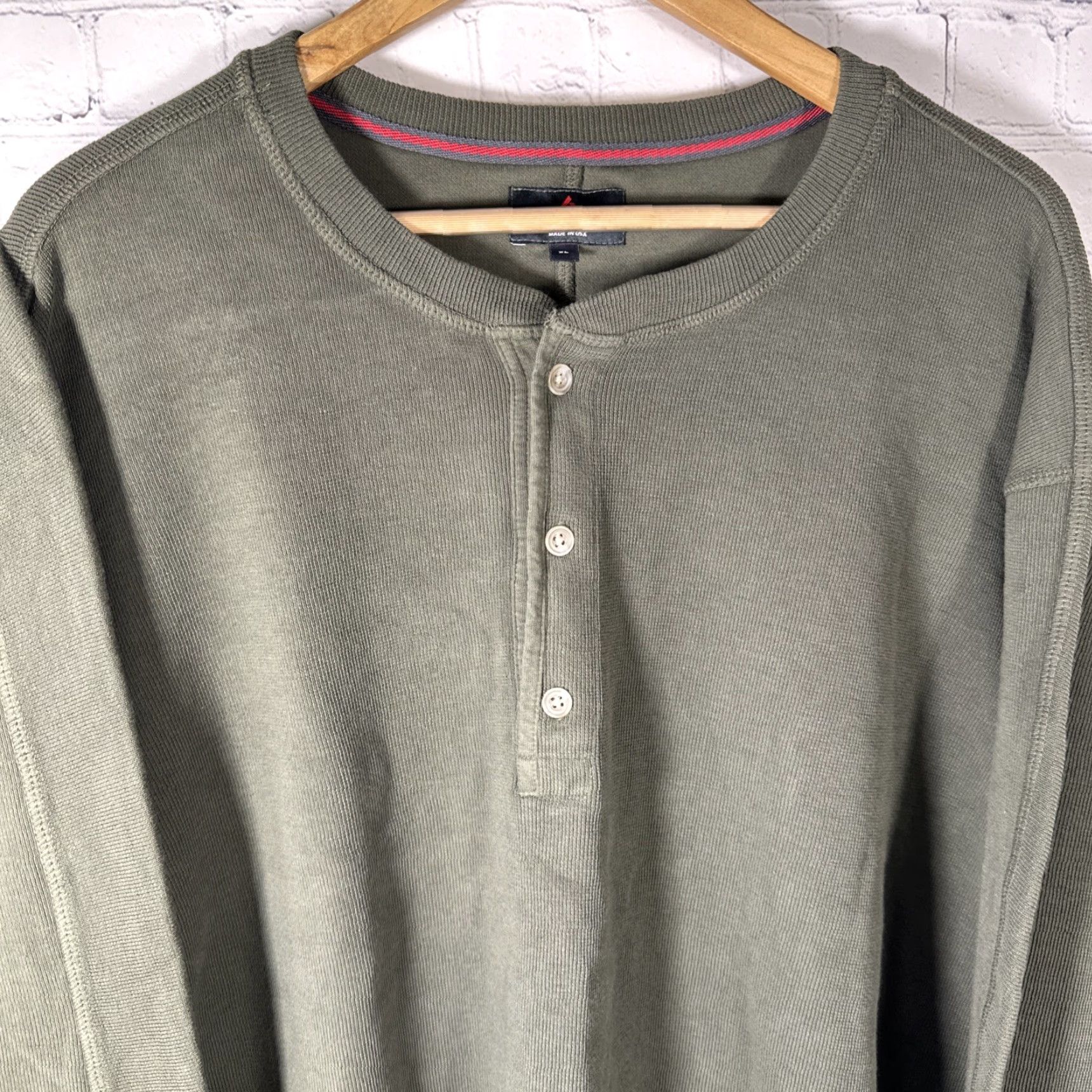 Vintage American Giant Sweatshirt Henley Mens XL Olive Green Cotton USA Crew Neck Button Long Sleeve Heavyweight All Seasons Fall Winter Spring Gym & Training Size US XL / EU 56 / 4 - 2 Thumbnail