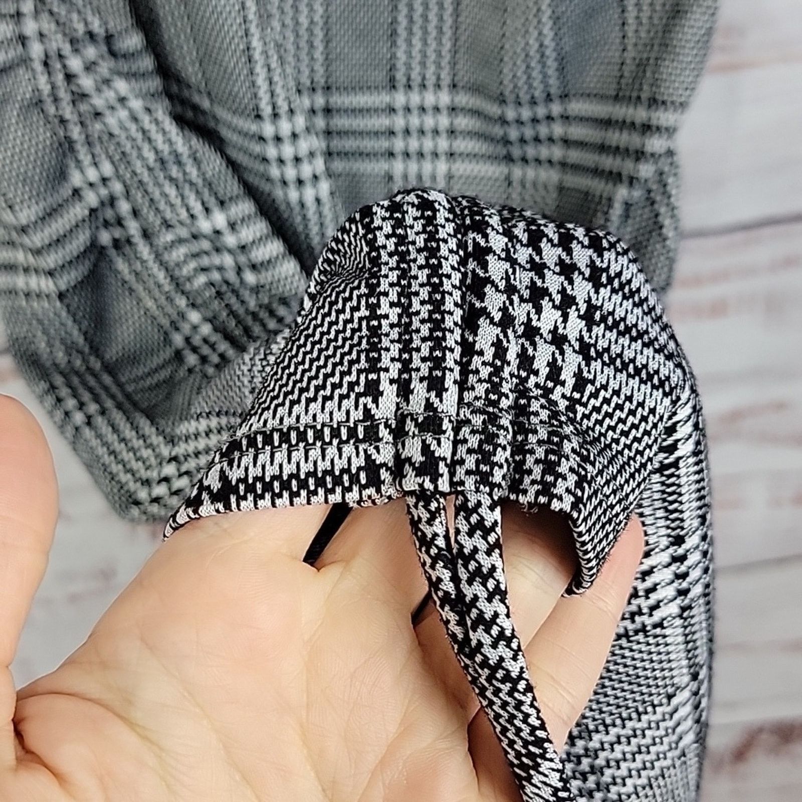 Other Y2K Houndstooth Bodycon Dress Size Small Size S / US 4 / IT 40 - 5 Thumbnail