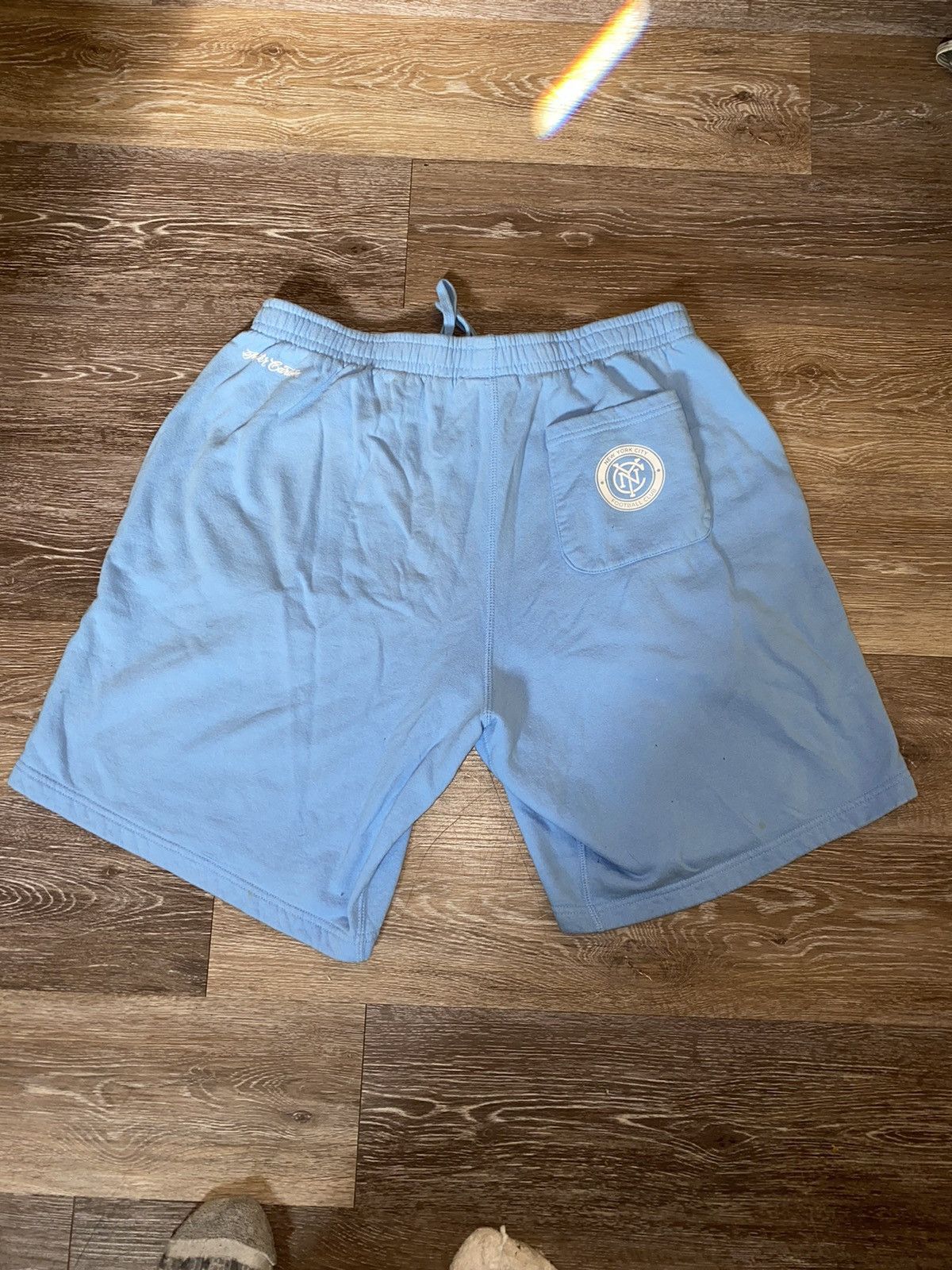 October's Very Own Baby Blue/White OVO X NYCFC Jogger Shorts in Size Medium Size US 32 / EU 48 - 2 Thumbnail