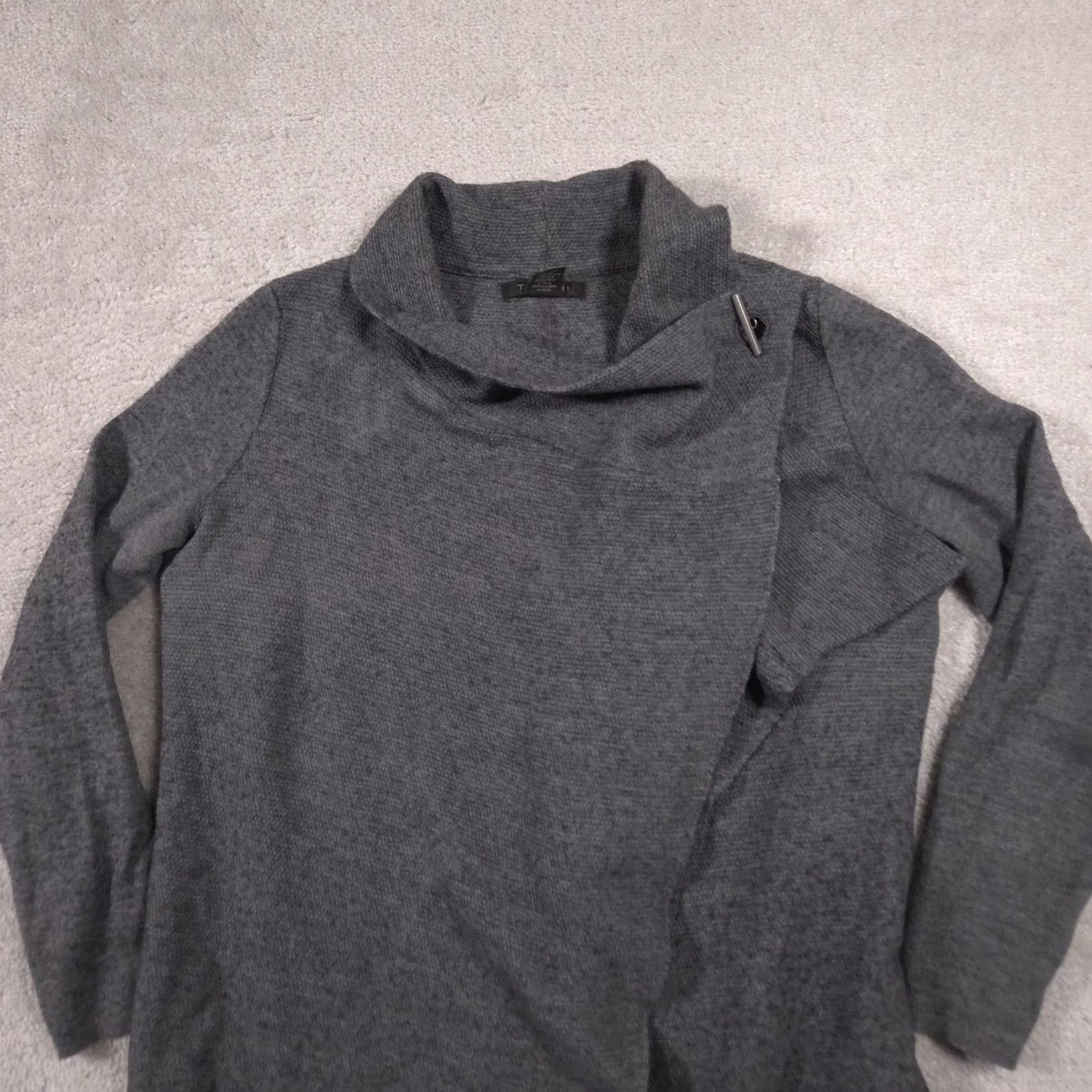 Vintage Tahari Sweater Tunic Womens M Gray Cowl Knit Long Sleeve Asymmetrical Front Overlay Casual Winter VINTAGE? Size M / US 6-8 / IT 42-44 - 4 Thumbnail