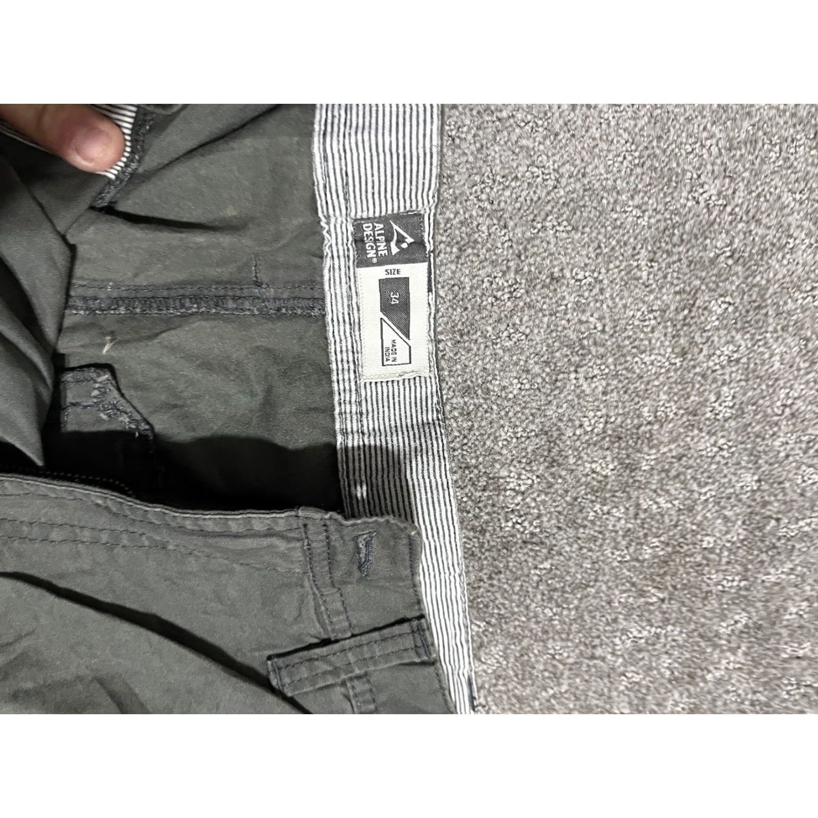 Vintage Alpine Design Shorts Men 34 Green Cargo Short Outdoor Hiking Camping Lightweight Breathable Pockets Nylon Polyester Regular Modern Size US 34 / EU 50 - 3 Thumbnail