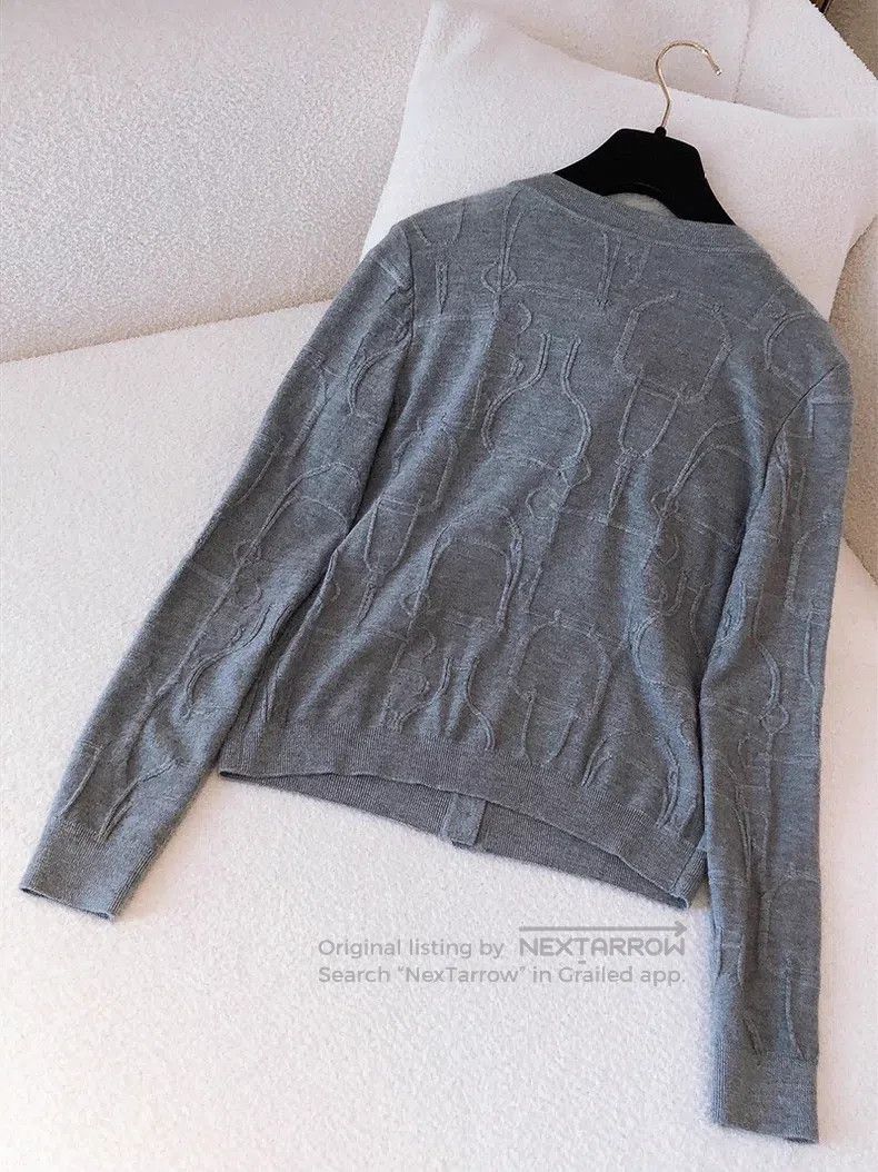 Hermes Hermes Gray suede buckle jacquard knitted cardigan Size XS / US 0-2 / IT 36-38 - 2 Thumbnail