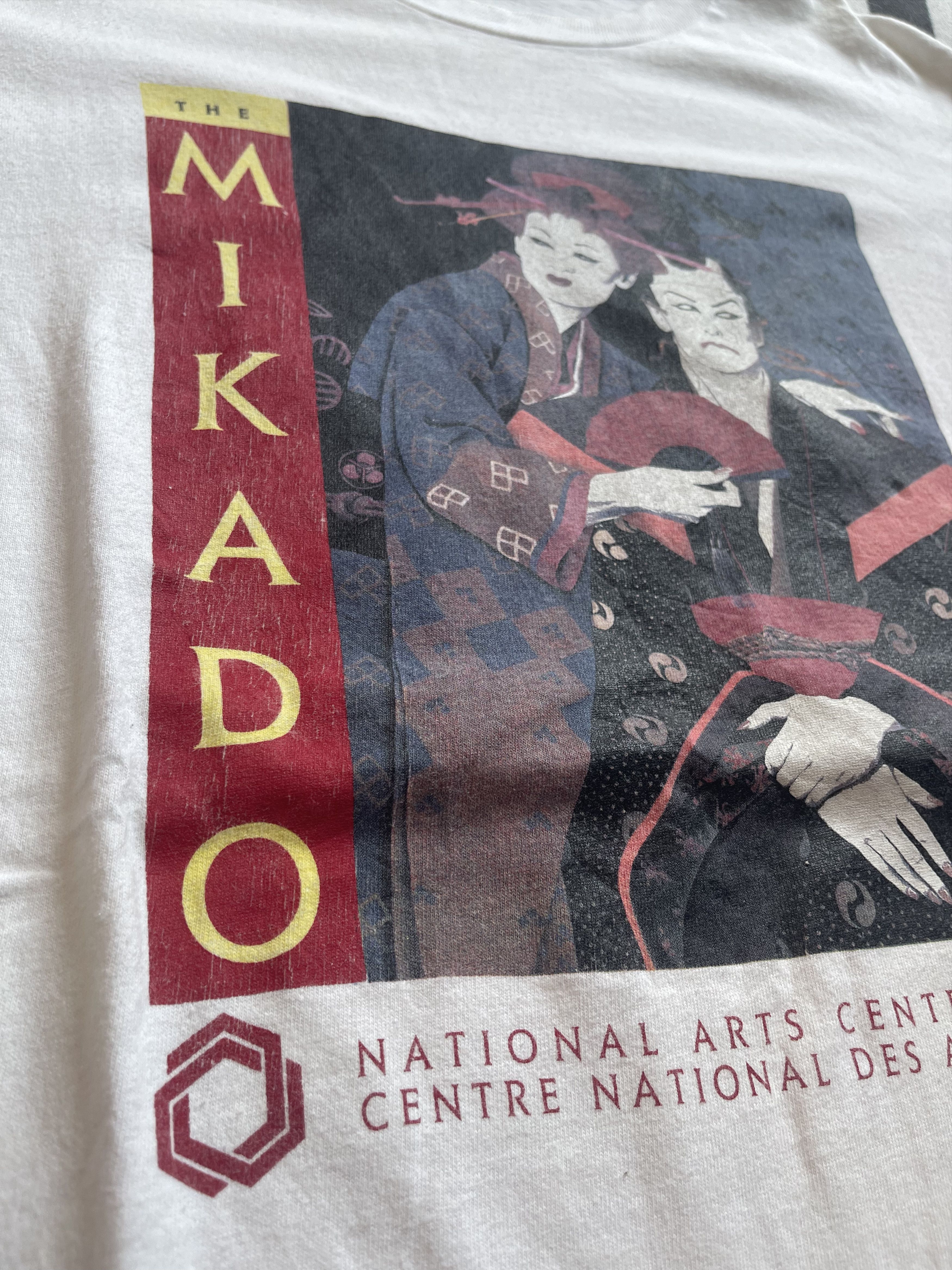 Vintage Vintage 90s The Mikado National Arts Centre Ottawa T-Shirt L Size US XL / EU 56 / 4 - 4 Thumbnail