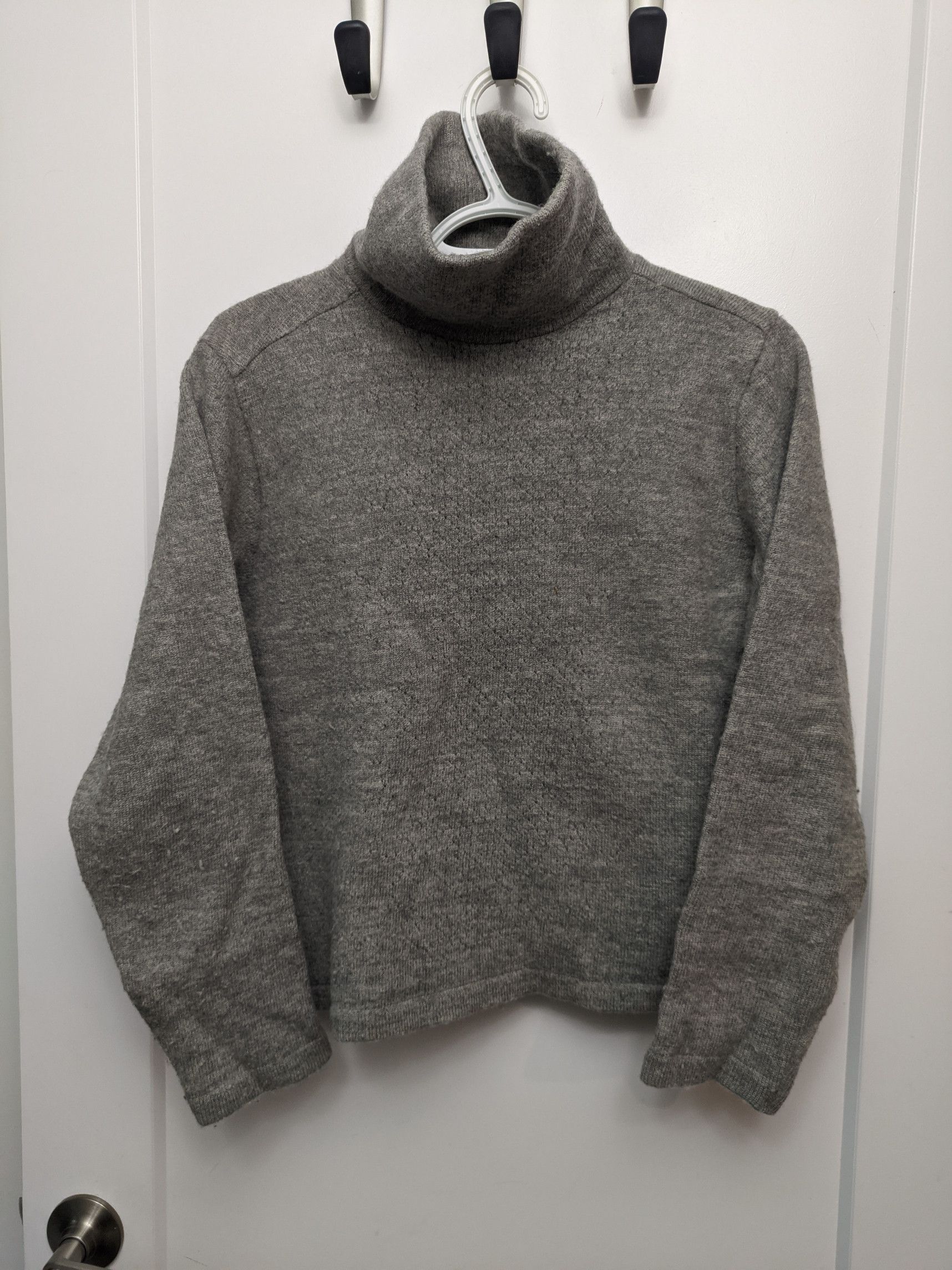 Stephan Schneider Random Hole Wool Turtleneck Size M / US 6-8 / IT 42-44 - 1 Thumbnail