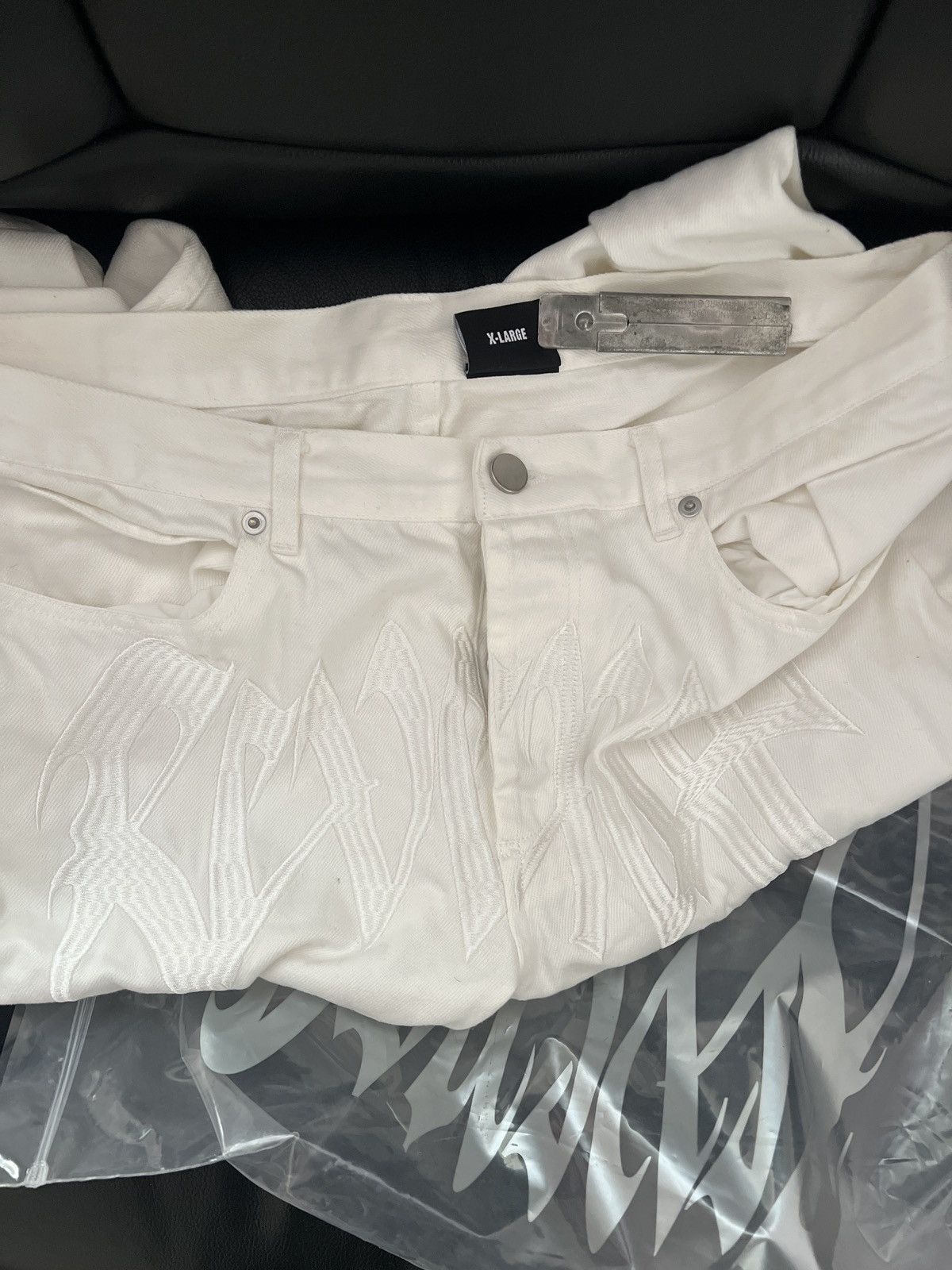 Revenge Revenge embroidered white denim jeans Size US 34 / EU 50 - 7 Thumbnail