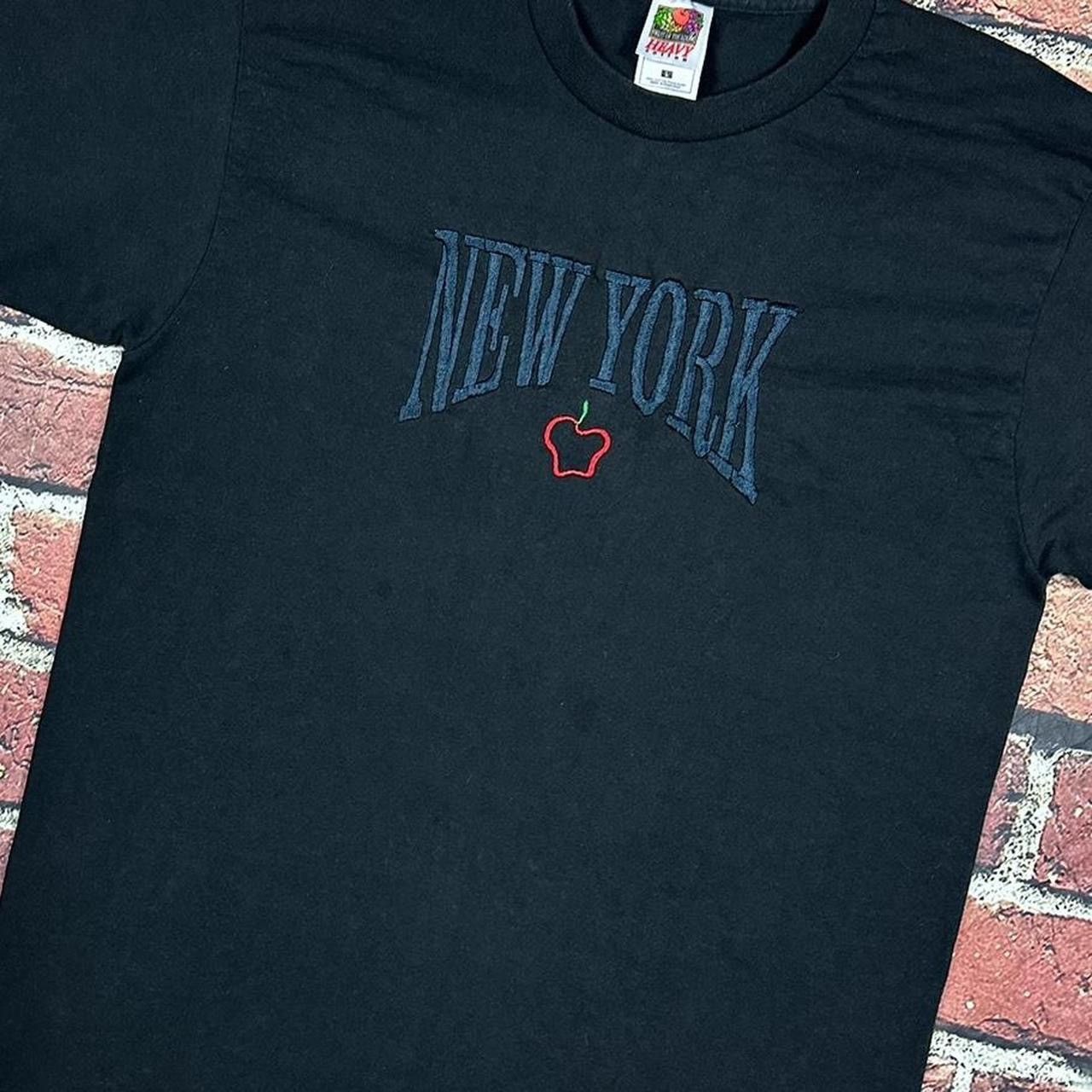 Vintage Vintage 90s New York City Big Apple Embroidered T Shirt NYC Size US L / EU 52-54 / 3 - 4 Thumbnail