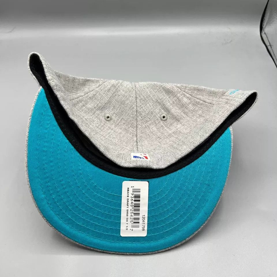 New Era Charlotte Hornets Hat Men 7 1/2 Gray Fitted New with Pin Size ONE SIZE - 4 Thumbnail