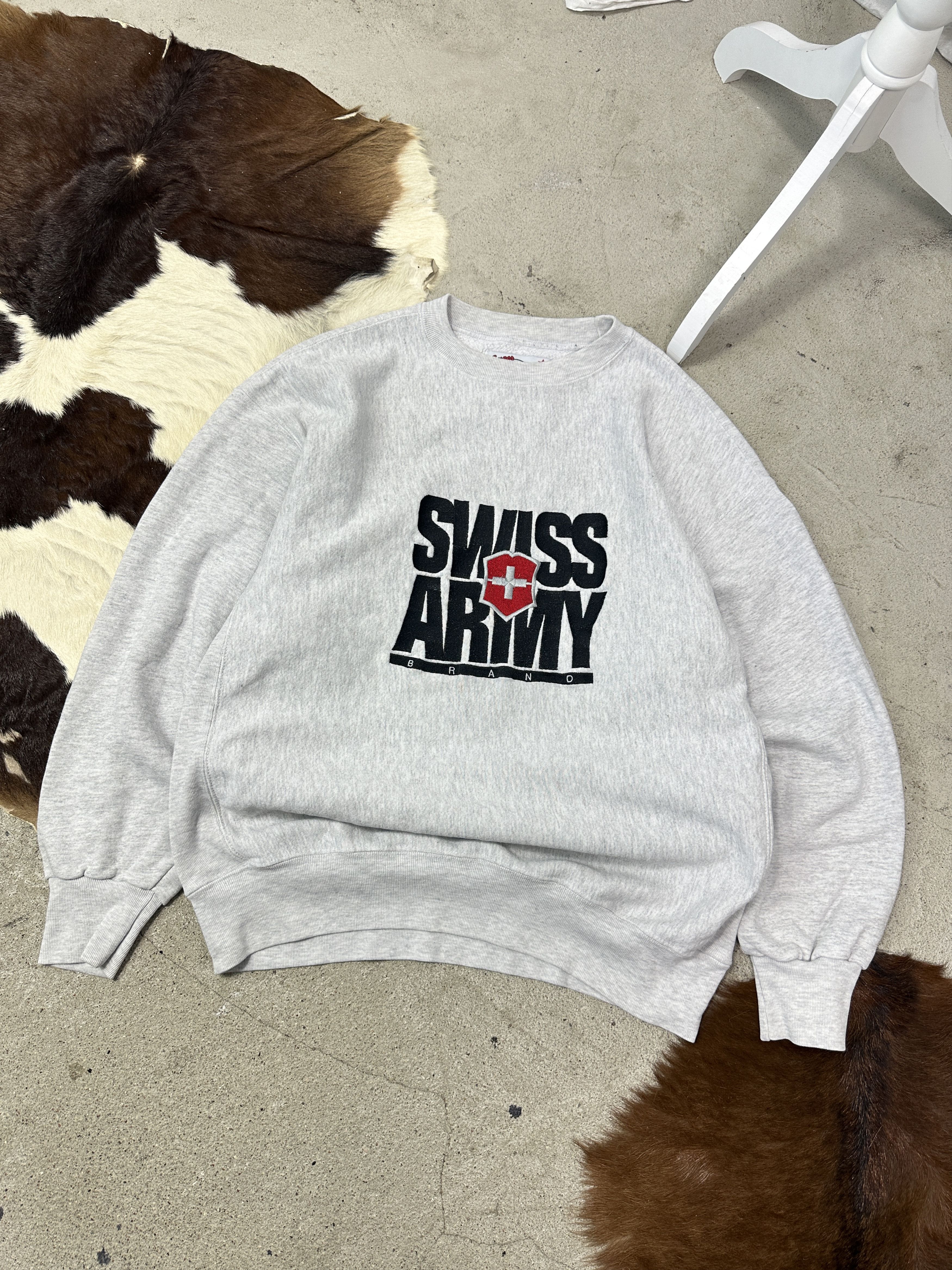 Vintage Vintage Streetwear Old School Swiss Army Sweatshirt 90s Size US XL / EU 56 / 4 - 2 Thumbnail
