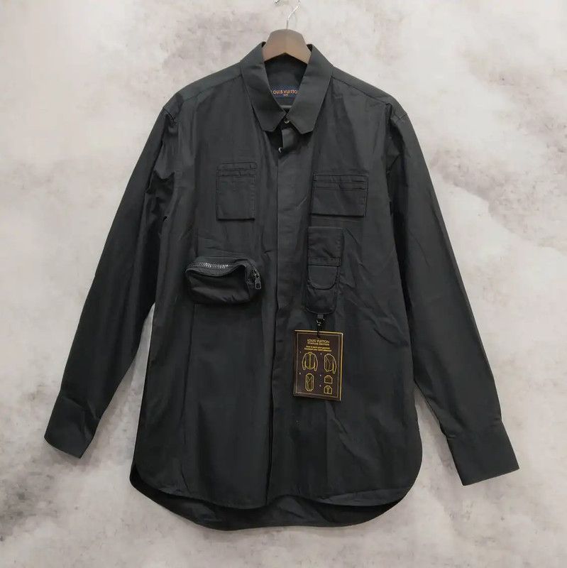 Louis Vuitton Louis Vuitton Black Long Sleeve Men's Shirt 0089 Size US S / EU 44-46 / 1 - 1 Thumbnail