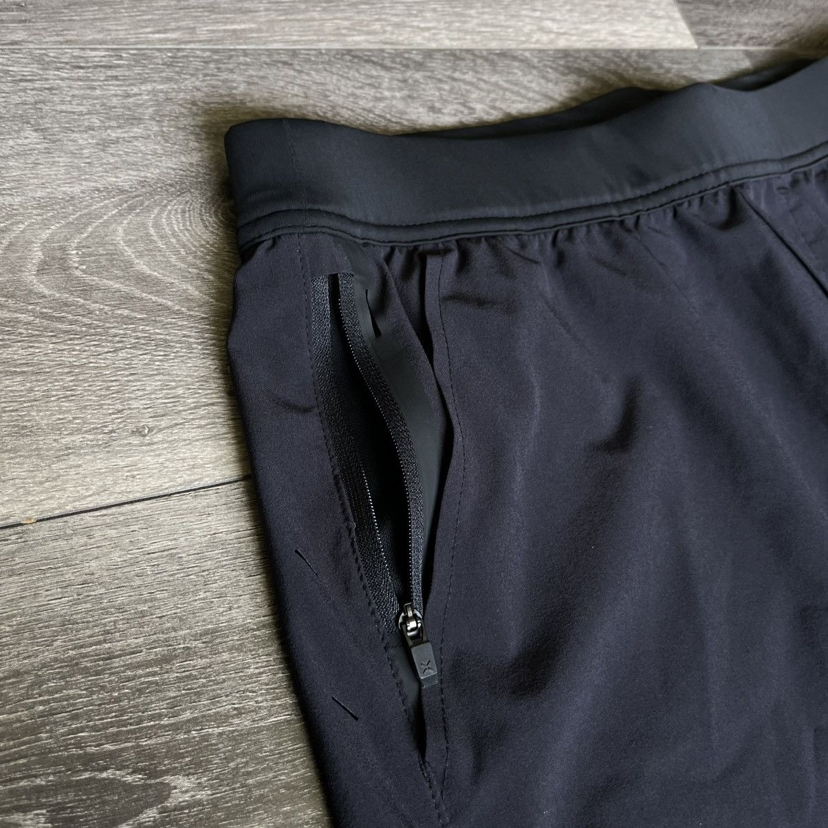 Ten Thousand Ten Thousand Interval Men’s Athletic Shorts Med Black 9 Inch Size US 30 / EU 46 - 6 Thumbnail