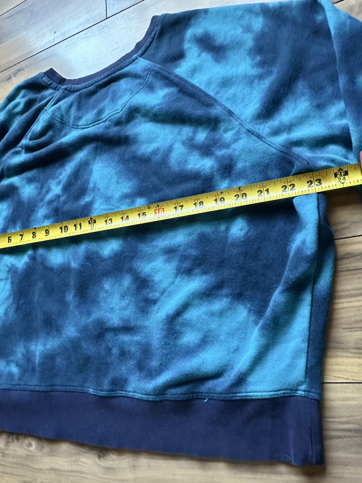Champion Champion blue tie dye crewneck Size US XS / EU 42 / 0 - 8 Thumbnail