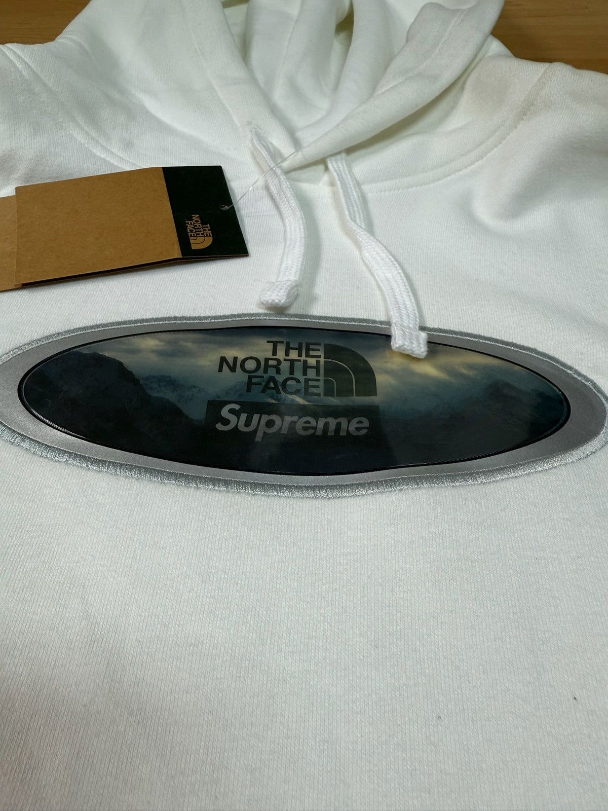 Supreme × The North Face Supreme x The North Face Lenticular Hoodie White Small FW21 Size US S / EU 44-46 / 1 - 2 Thumbnail