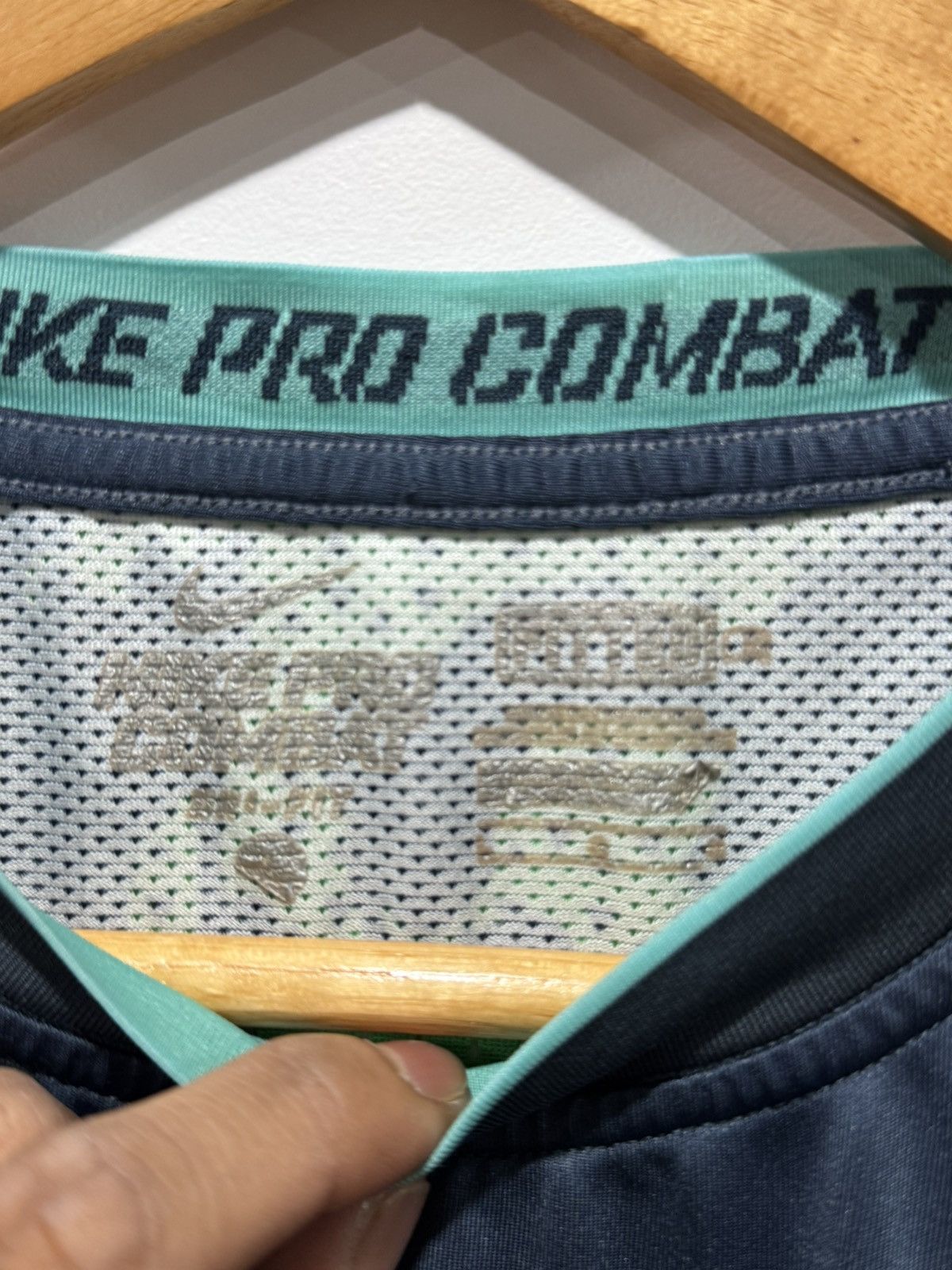 Nike Nike Pro Combat Dri-Fit Compression Shirt Size US L / EU 52-54 / 3 - 10 Thumbnail