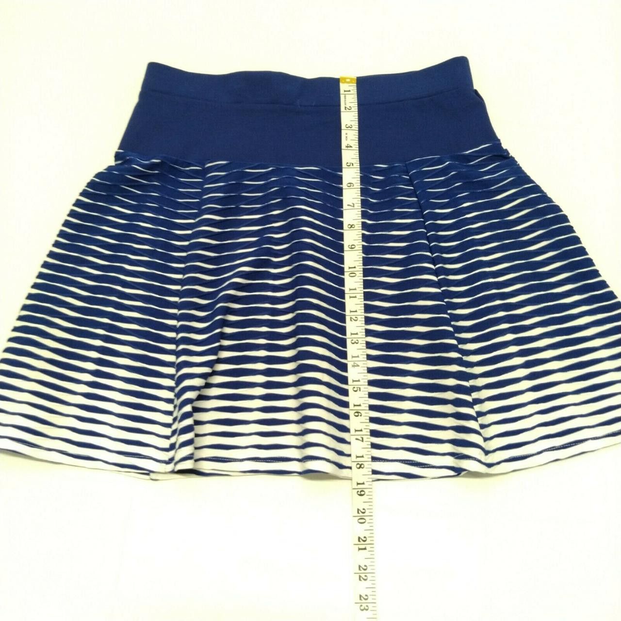 Vintage Teen L Blue & White Circle Skirt Flared Elastic Waist Size 31" - 3 Thumbnail