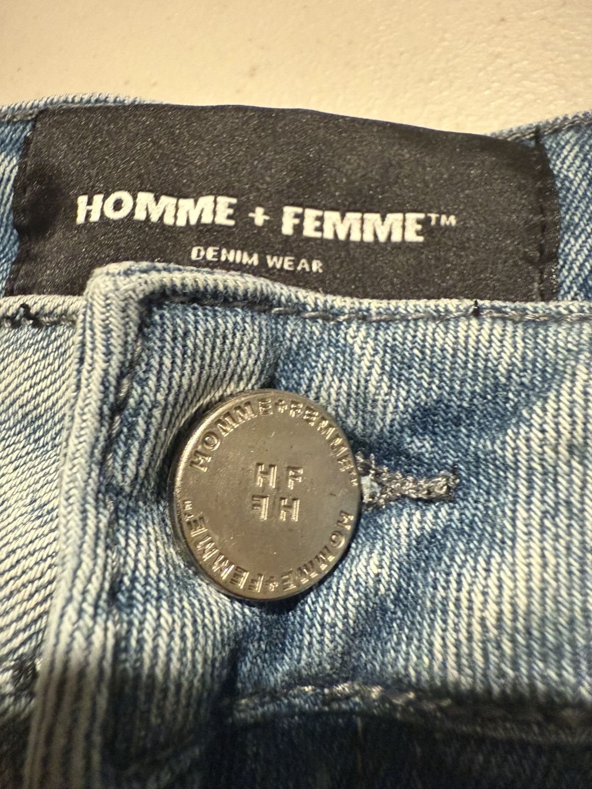 Homme + Femme La homme + femme LA | denim light blue blue shorts Size US 26 / EU 42 - 3 Thumbnail