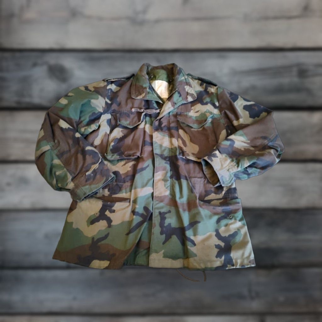 Vintage VINTAGE US ARMY Military Cold Weather Woodland Camo M65 Field Jacket Medium Size US L / EU 52-54 / 3 - 1 Thumbnail