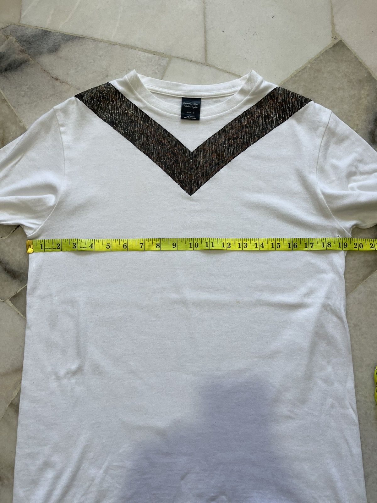 Number (N)ine 2000s Number Nine V Neck Print Tee #99 Size US M / EU 48-50 / 2 - 9 Thumbnail