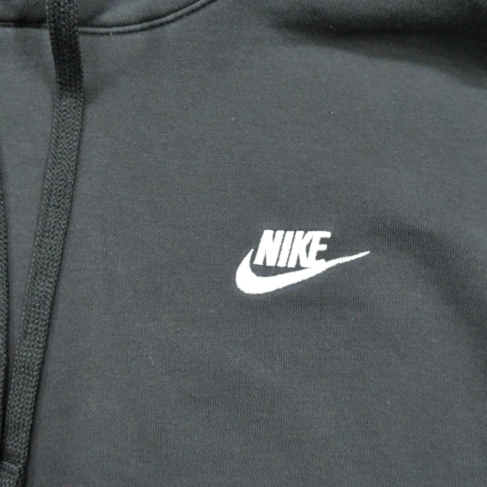 Nike VINTAGE Nike Hoodie Mens Pullover Sweatshirt Black 90s Logo Embroidery Swoosh Cotton Polyester Long Sleeve Hooded L Size US L / EU 52-54 / 3 - 2 Thumbnail