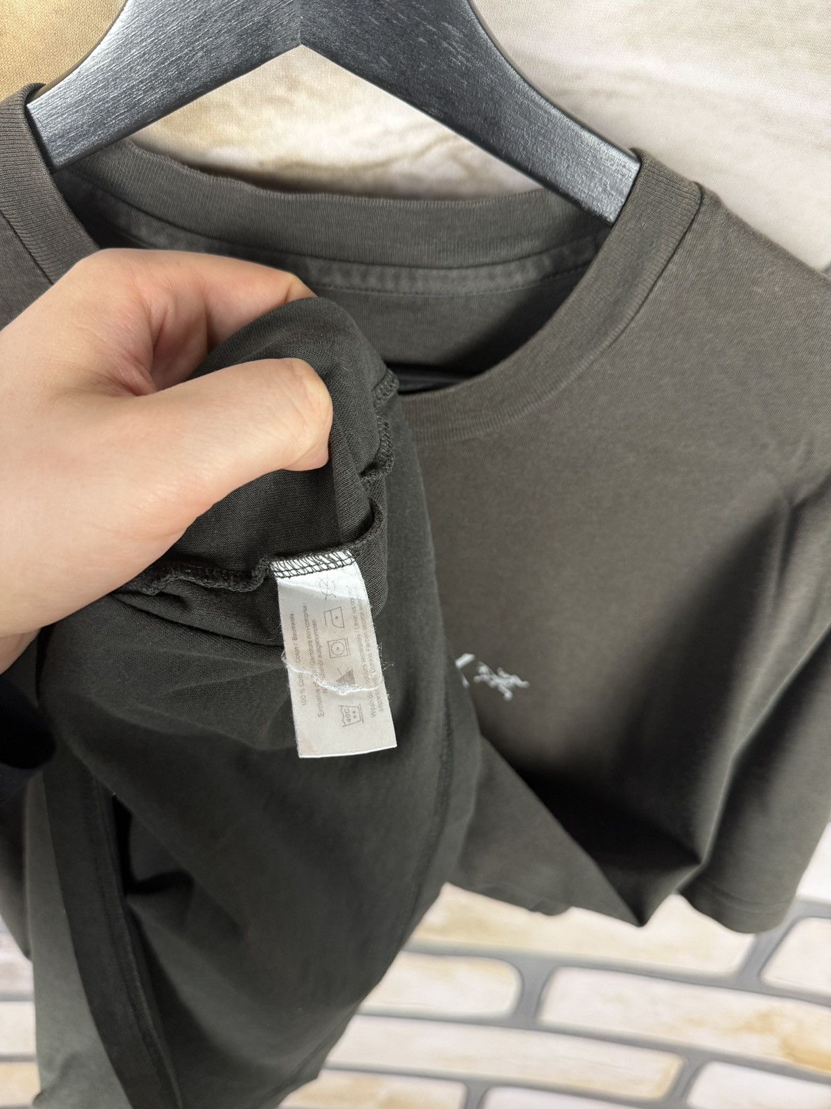 Arc'teryx Very rare arcteryx arc’teryx oversize vintage tee t-shirt Size US M / EU 48-50 / 2 - 5 Thumbnail