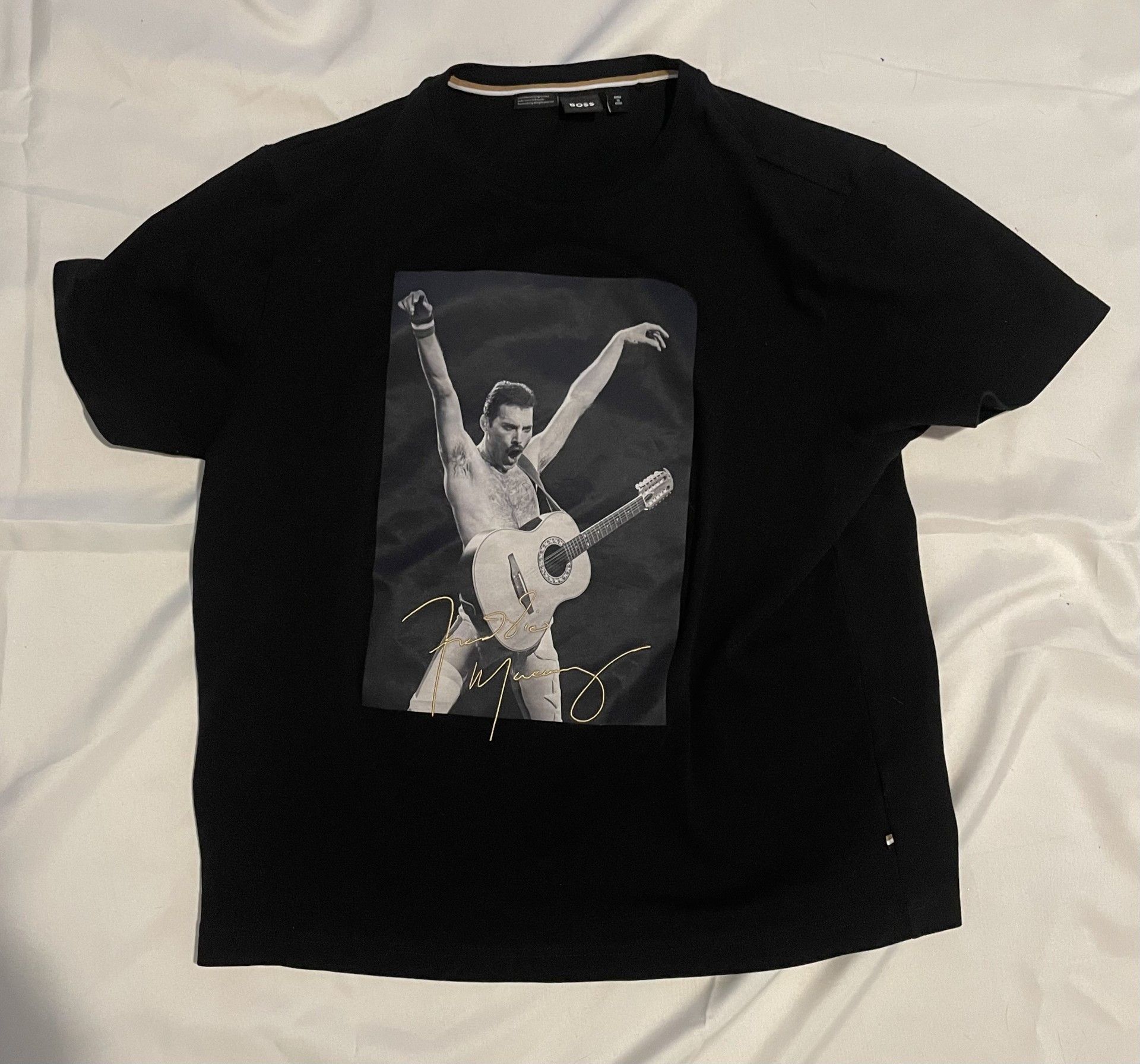 Hugo Boss Hugo Boss Freddie Mercury T-Shirt Size US XL / EU 56 / 4 - 1 Thumbnail