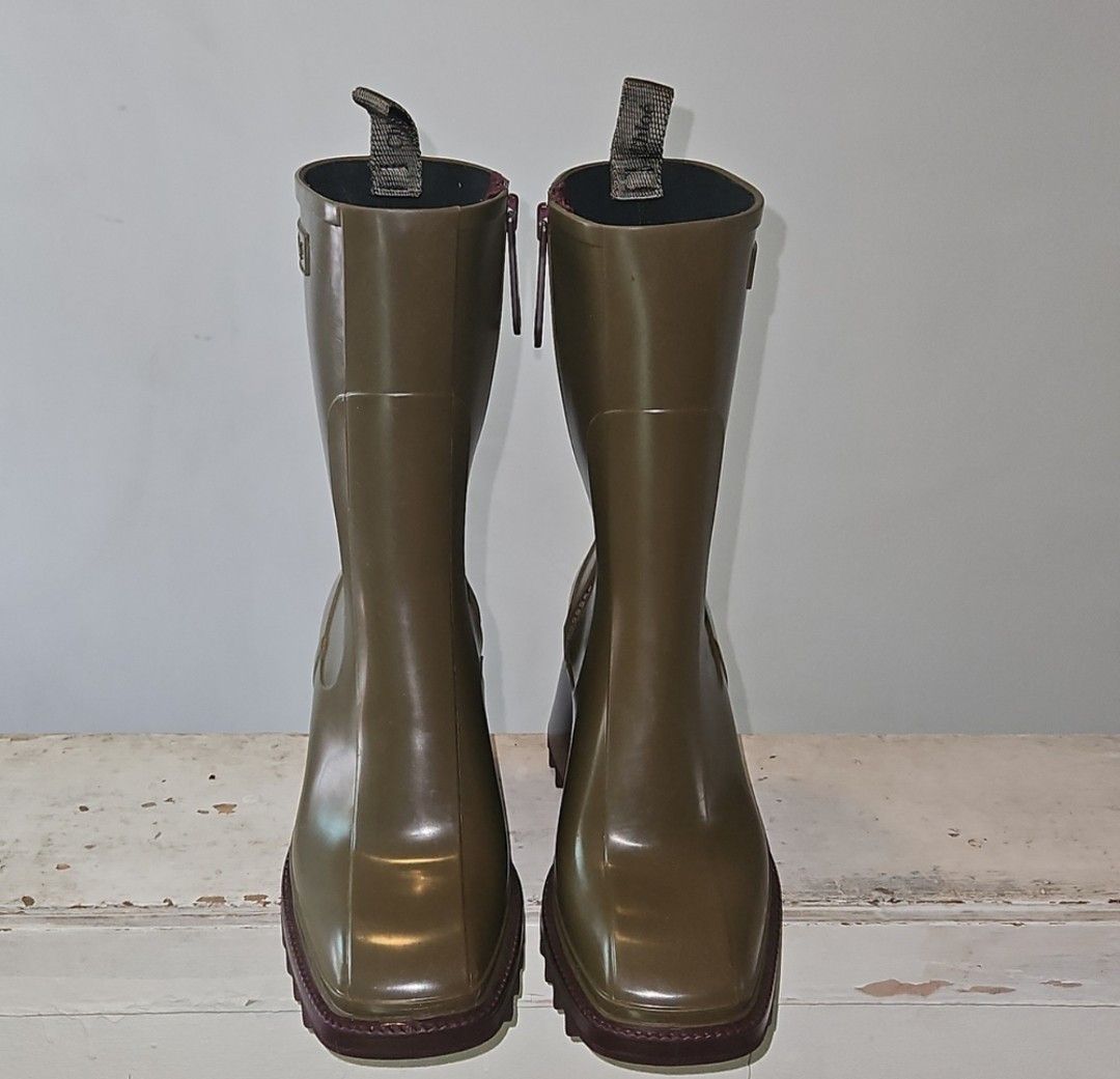 Chloe Chloe ARMY GREEN Two Toned Brown Heeled Betty Rain Boots Size US 7 / IT 37 - 1 Thumbnail
