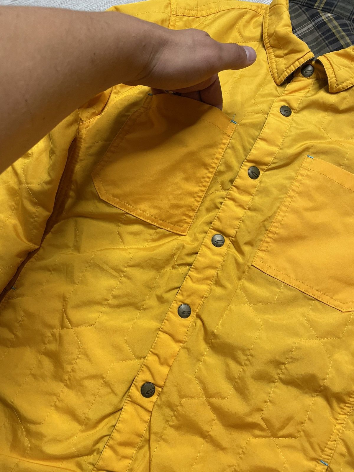 Oakley × Vintage Vintage Oakley two-sided jacket size M Size US M / EU 48-50 / 2 - 17 Thumbnail