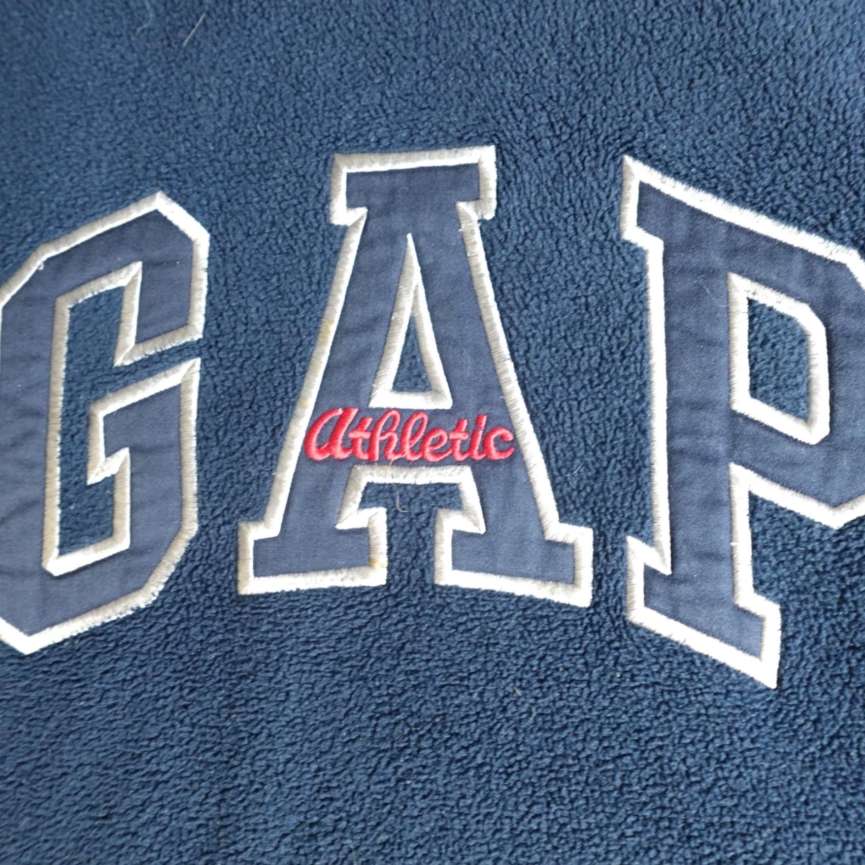 Gap VINTAGE Gap Hoodie Men L Blue Sherpa Fleece Pocket Pullover 2002 Athletic Sweater – Blue2K Size US L / EU 52-54 / 3 - 3 Thumbnail