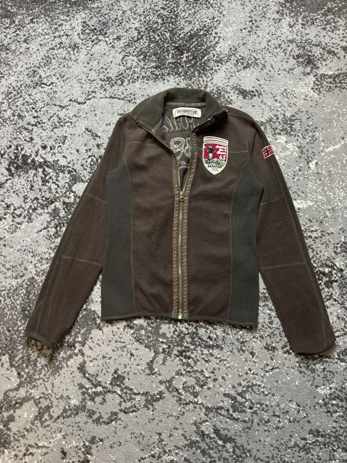 Japanese Brand × Napapijri × Vintage Vintage y2k Napapijri Fleece Embroidered Patch Zip Up Hoodie Size M / US 6-8 / IT 42-44 - 1 Thumbnail
