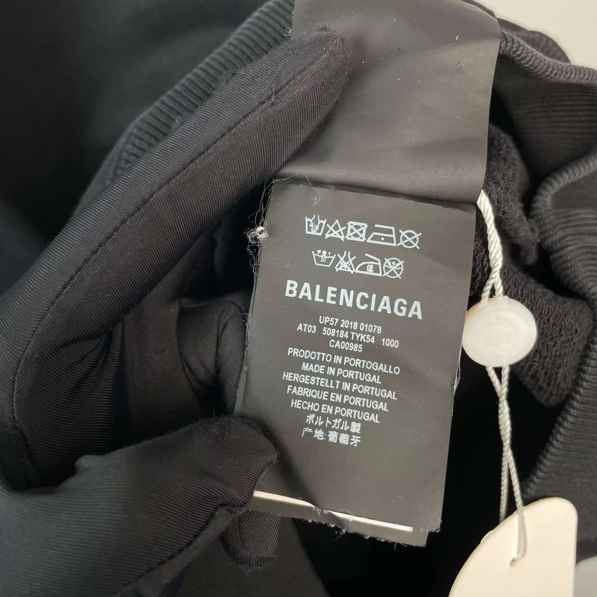 Balenciaga Balenciaga Black Hoodie M Size US M / EU 48-50 / 2 - 5 Thumbnail