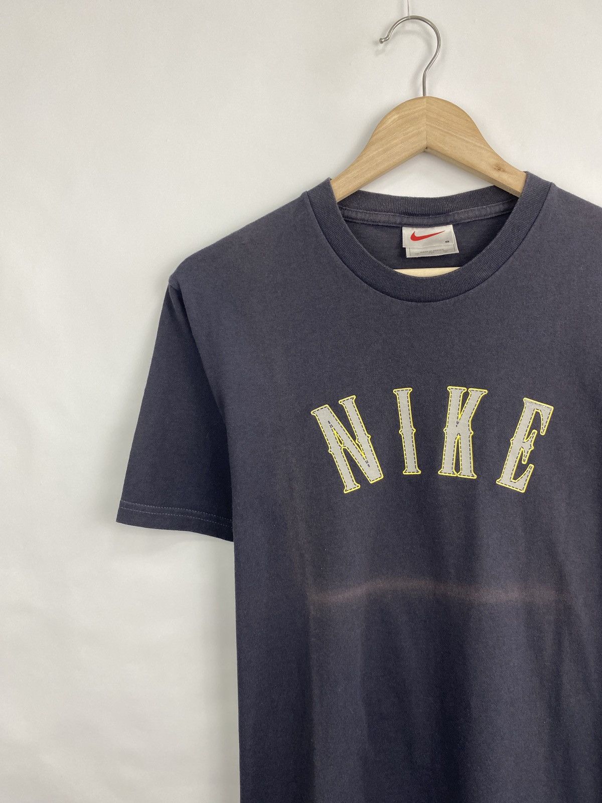 Nike 🇺🇸 Vintage 90s Nike T-Shirt Rare Retro Hype Y2K Size US S / EU 44-46 / 1 - 2 Thumbnail