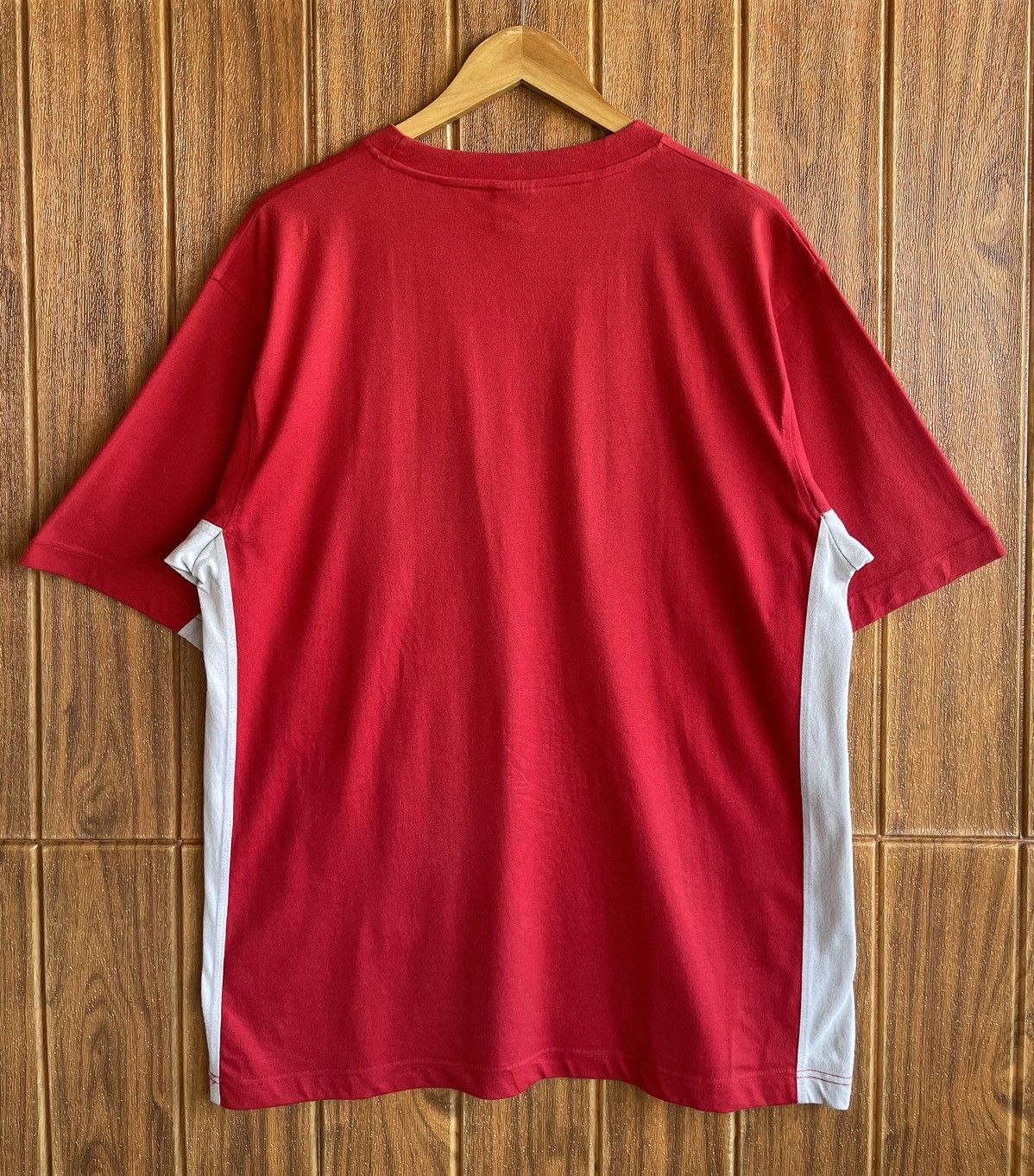 Quiksilver Vintage’y2k🔥QUIKSILVER🔥Center Logo Hybrid Tshirt Size US XL / EU 56 / 4 - 6 Thumbnail