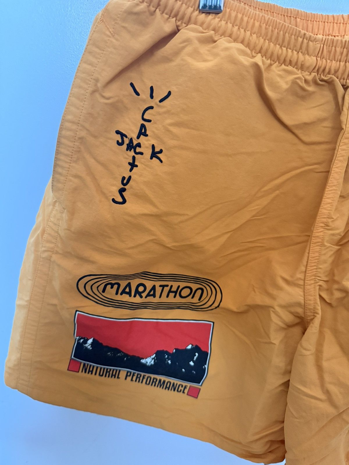 Travis Scott Cactus Jack Path Shorts Medium Gold Size US 32 / EU 48 - 2 Thumbnail